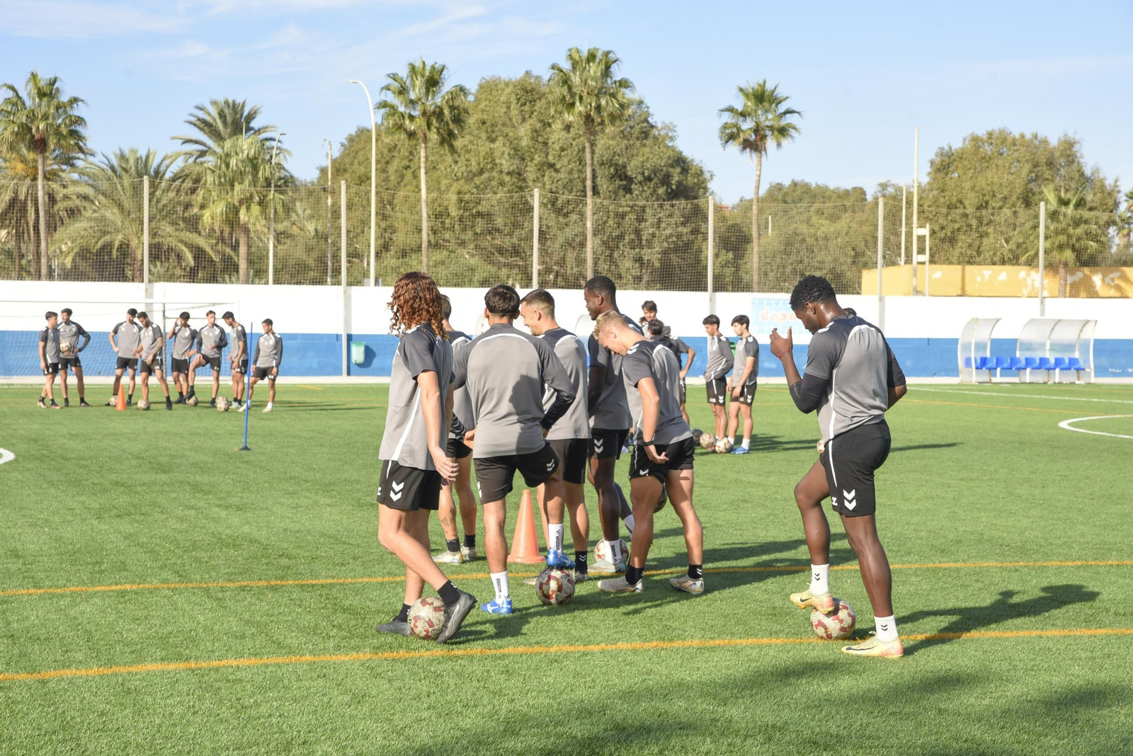 Las fotos del entrenamiento de la Balona previo al partido con el Sevilla C