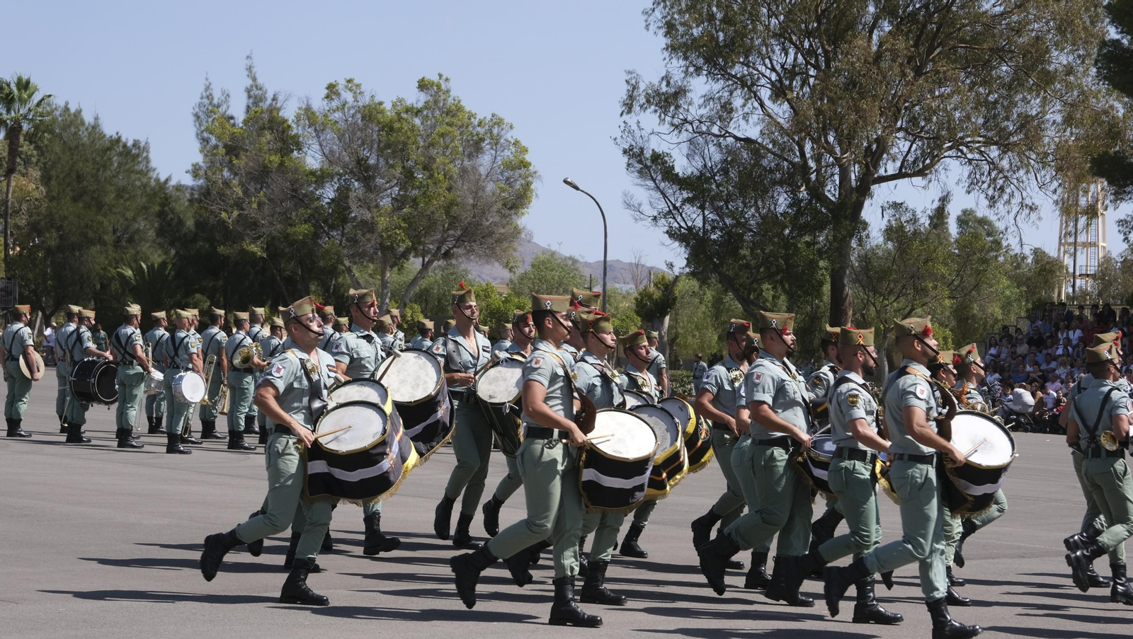 Imágenes del 102 aniversario de La Legión en Almería
