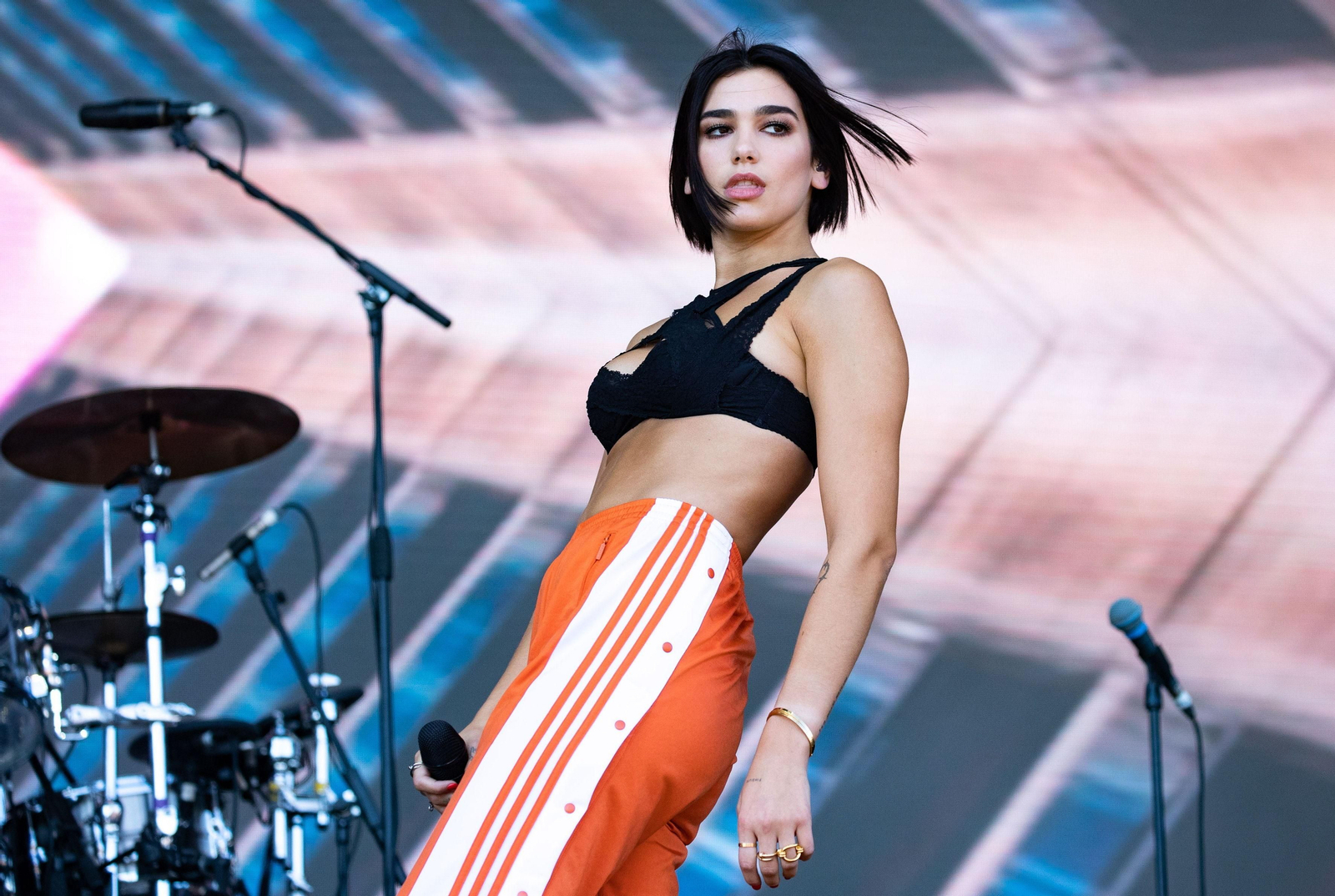 La cantante Dua Lipa se enfrenta a dos demandas por plagio por su tema Levitating