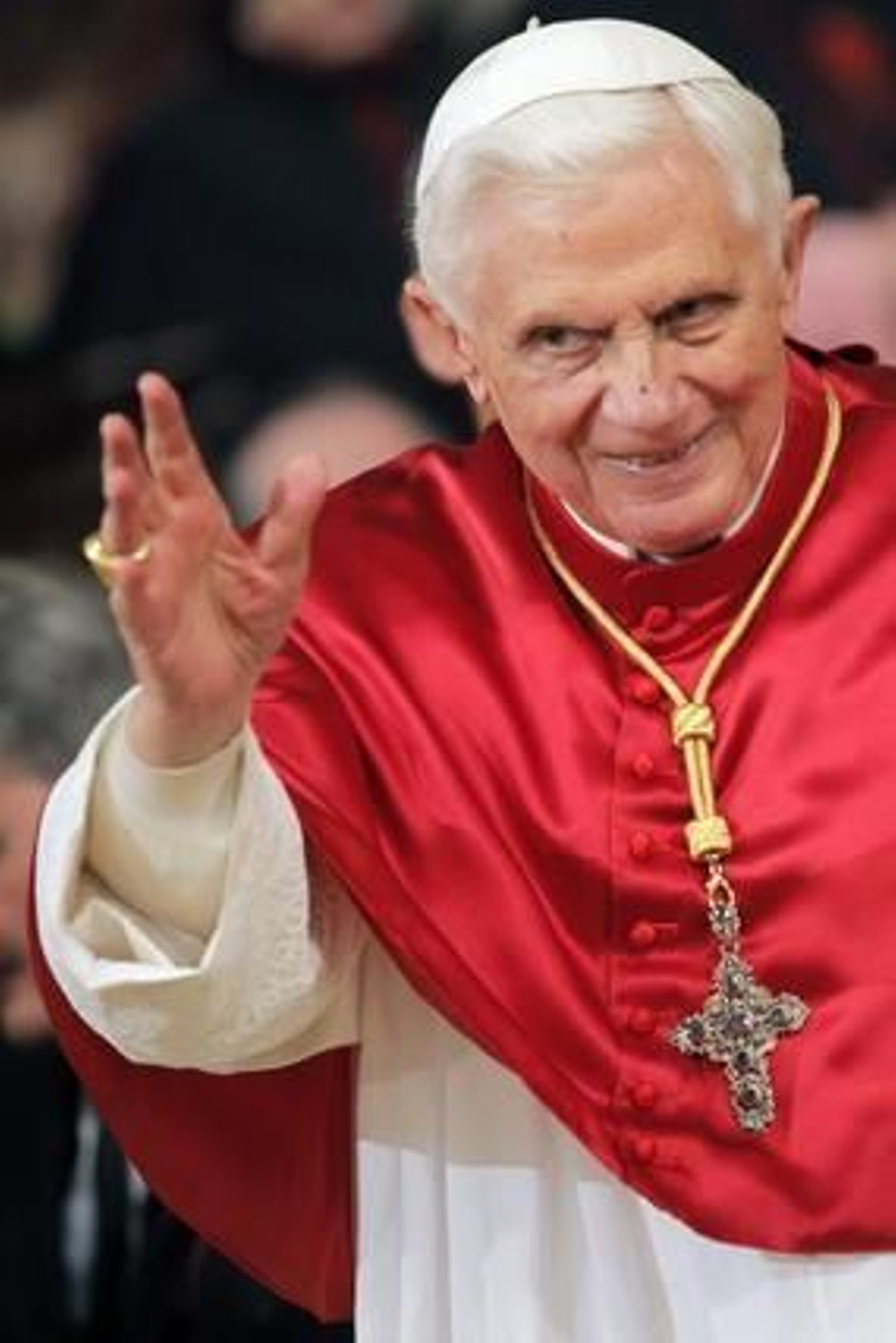 Ratzinger visita Santiago en su segunda visita a España como Pontífice. / EFE