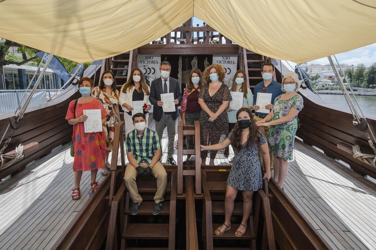 Presentación de los cuadernillos educativos sobre la Primera Vuelta al Mundo en la nao Victoria.