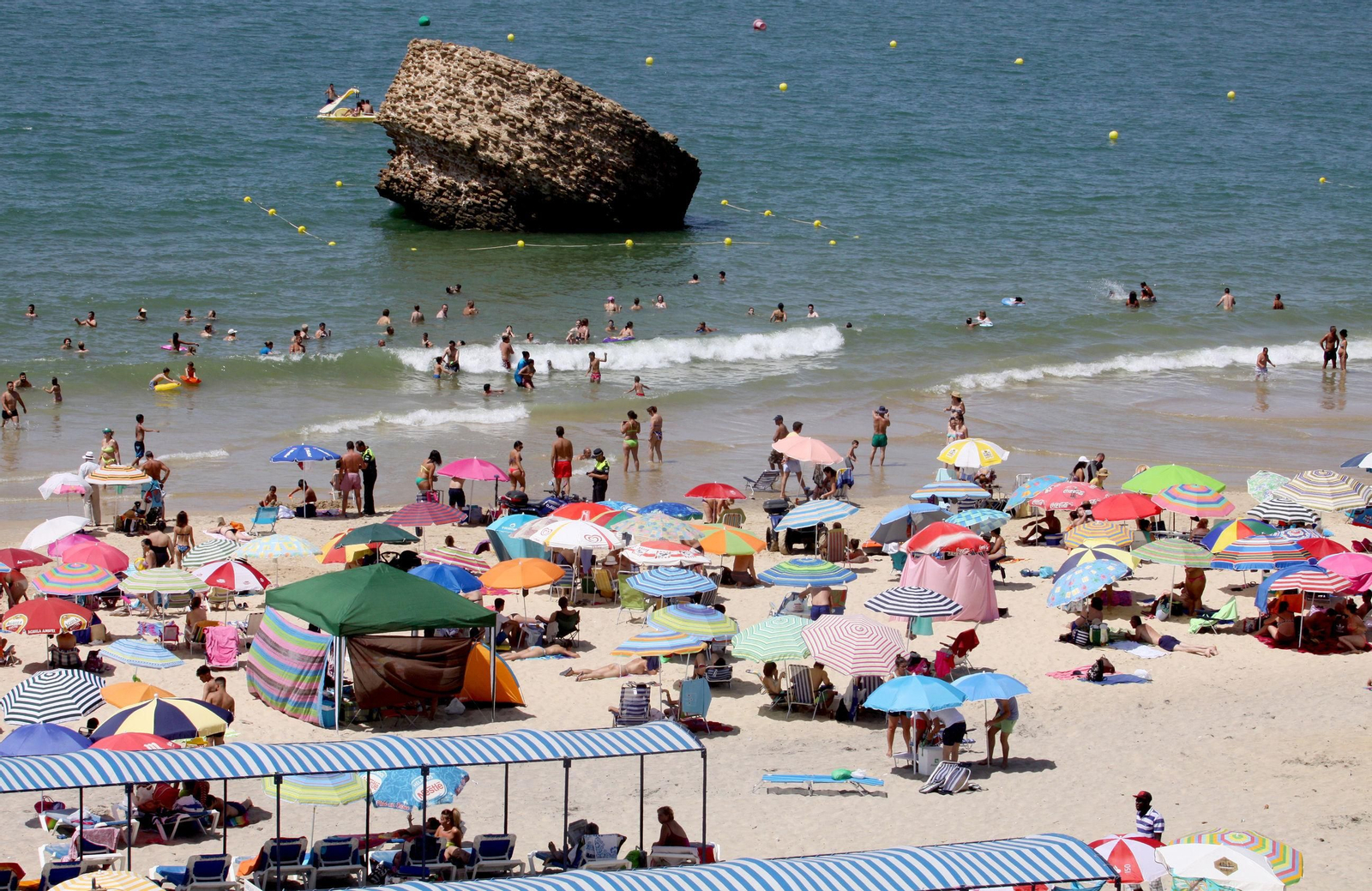 La playa de Matalascañas repite Bandera Azul.