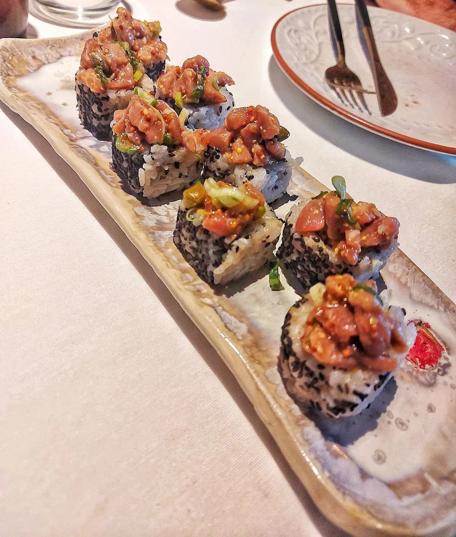 Restaurante Akase, ocupa el puesto 15 en la clasificación de los 25 mejores restaurantes Cádiz, según Macarfi.