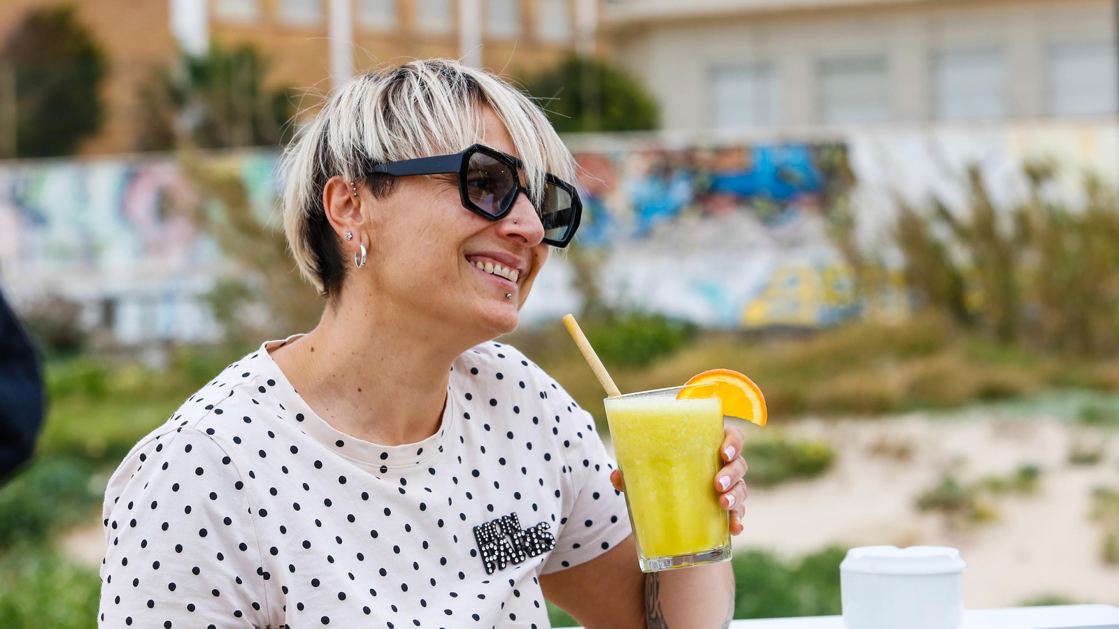 Un día de levante en Tarifa, en imágenes