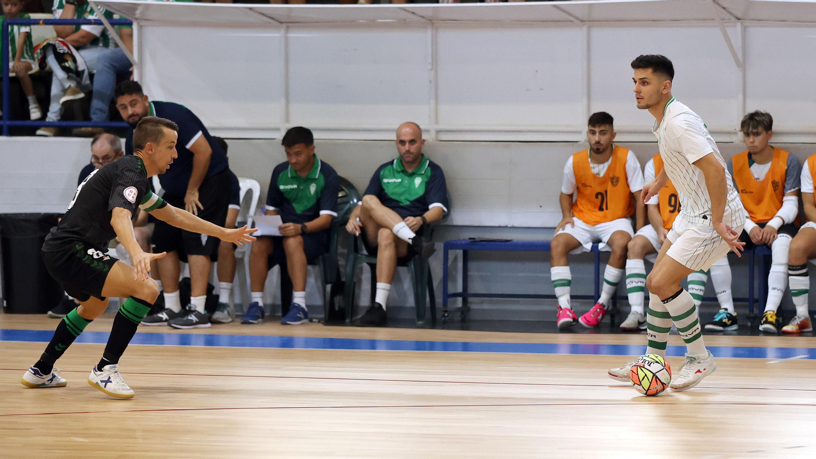 Partido a beneficio de Ainhoa Azurmendi entre Betis Futsal y Córdoba Patrimonio de la Humanidad en Jerez