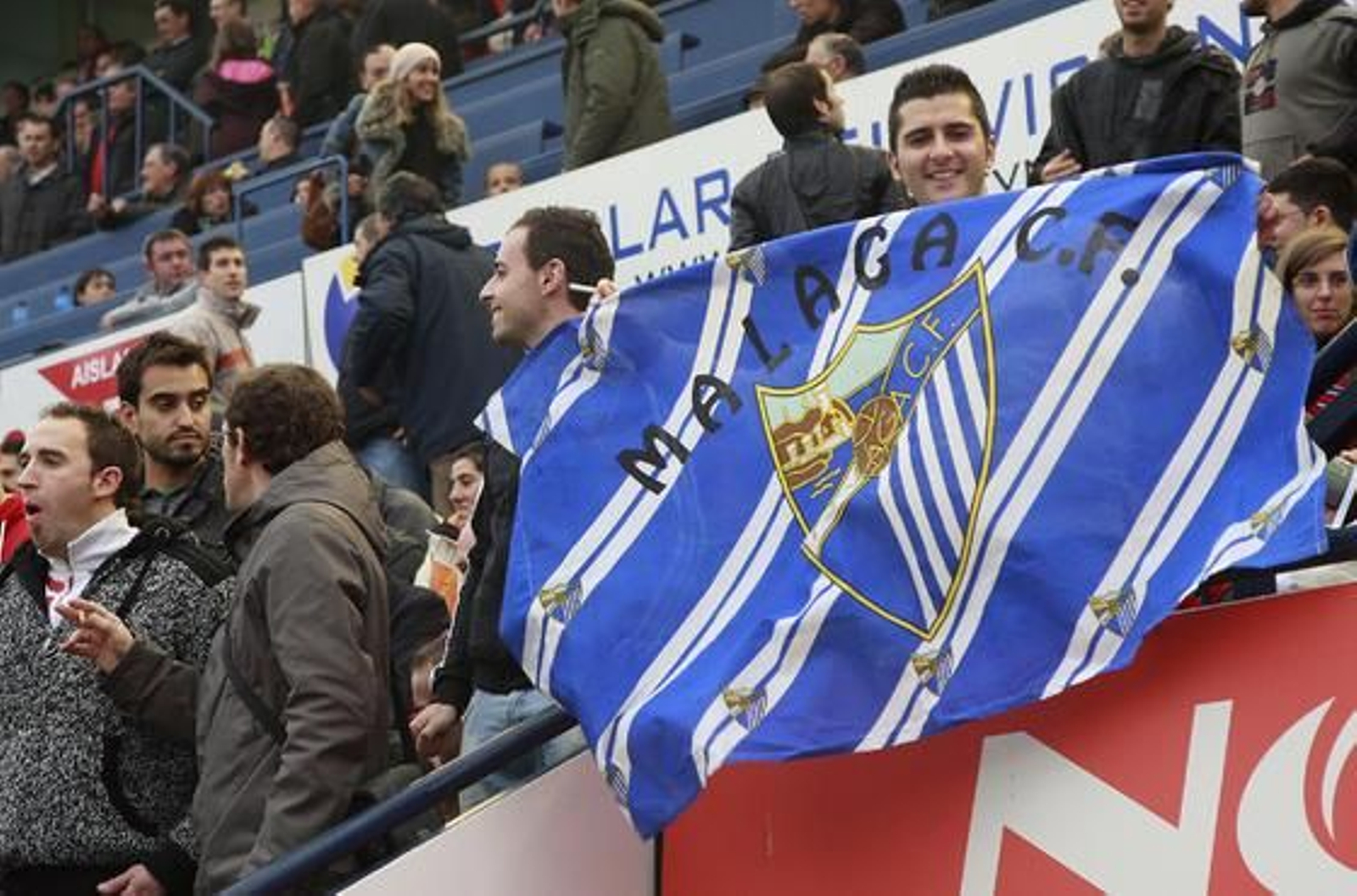 El Málaga pierde 2-0 en su visita al Reyno de Navarra. / Punto Press