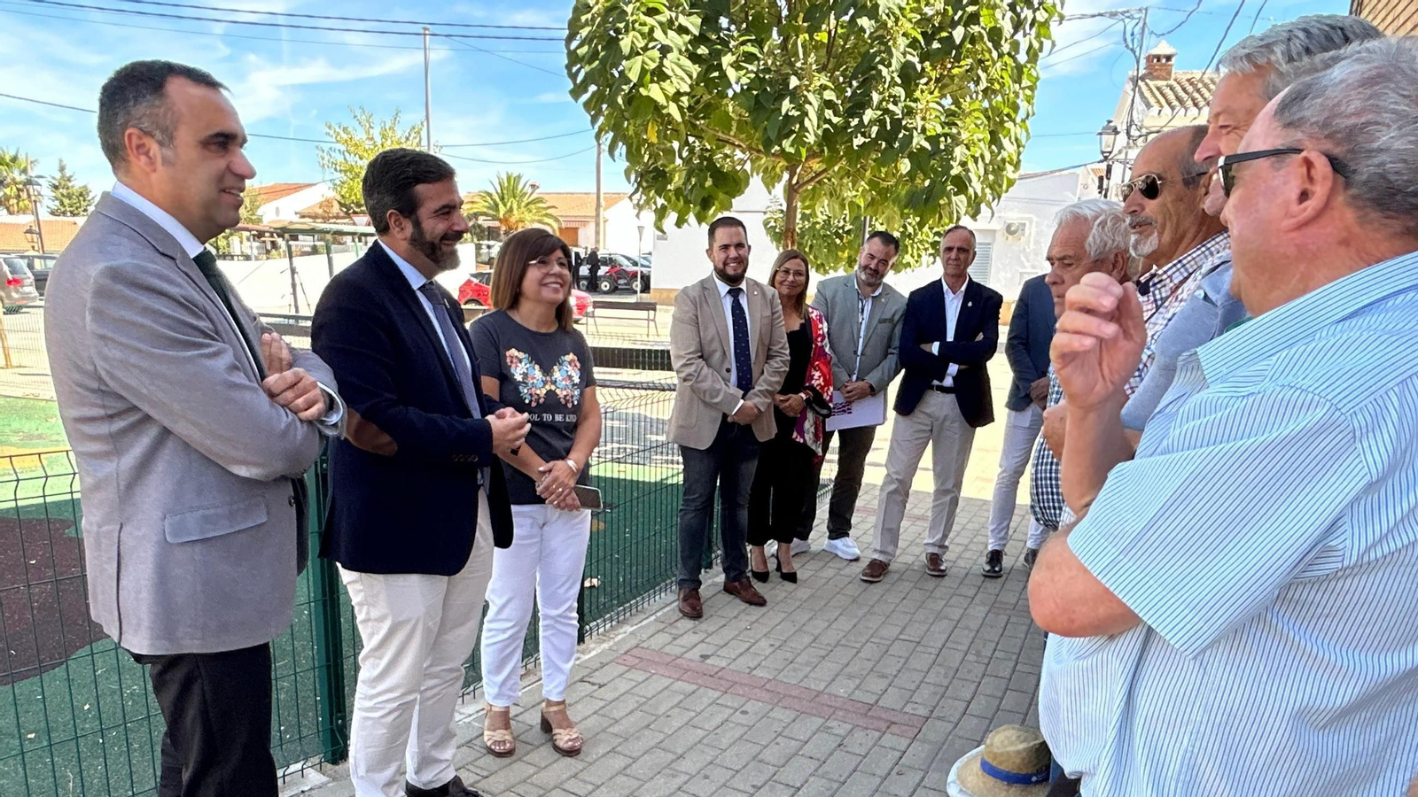 Visita del presidente provincial a Fuente Camacho Visita del presidente provincial a Fuente Camacho