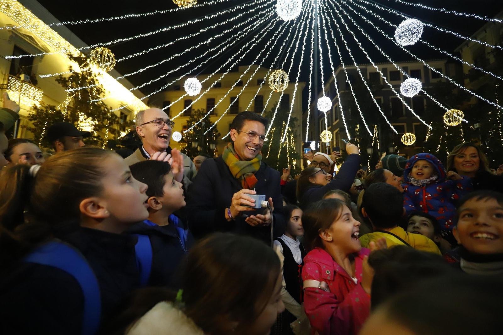 El encendido de las luces de Navidad de Granada en imágenes