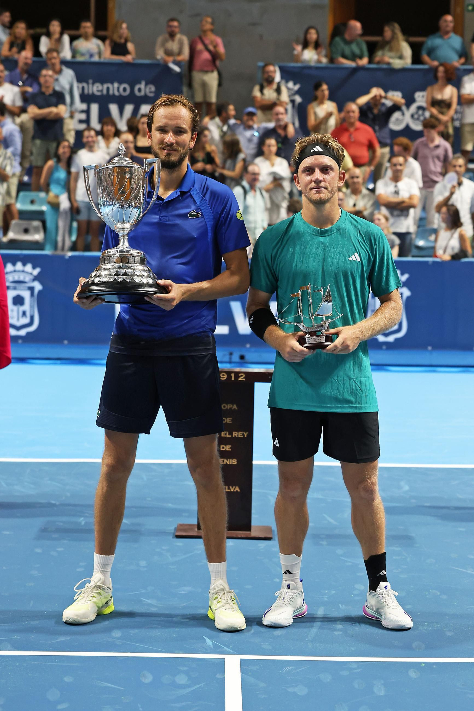 Imágenes de la final masculina de la Copa del Rey de tenis entre Daniil Medvedev y Alejandro Davidovich