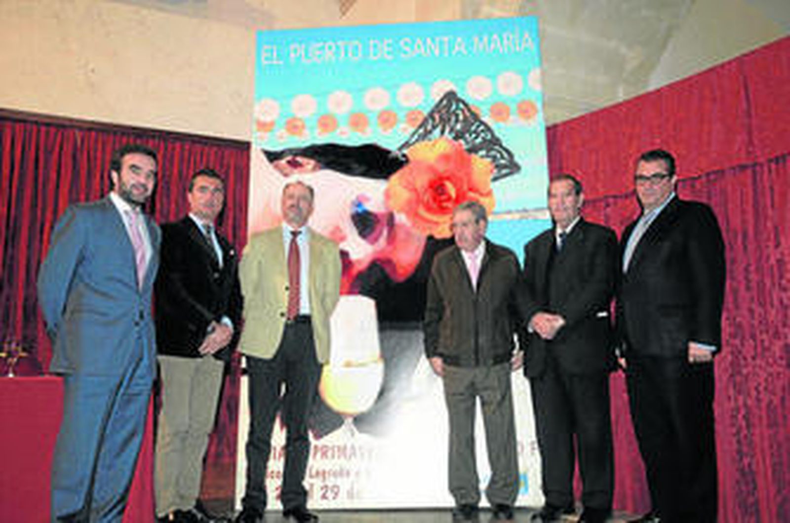 Los hermanos de La Rioja, junto al alcalde, el día de la presentación del cartel de Feria.