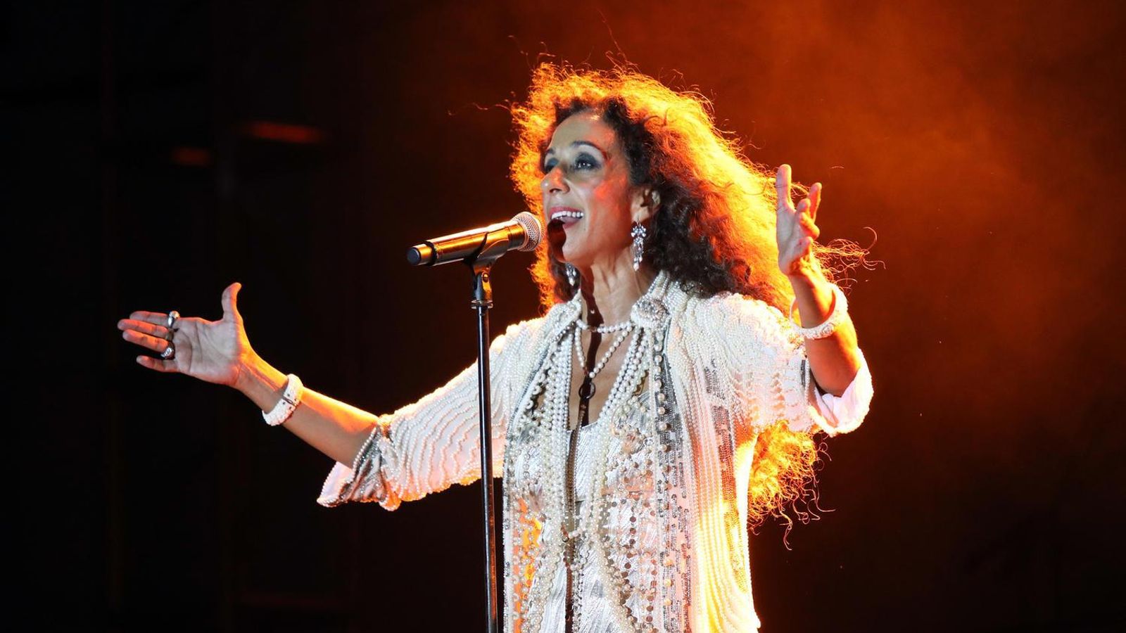 Rosario Flores, última incorporación al cartel, en el Tío Pepe Festival.