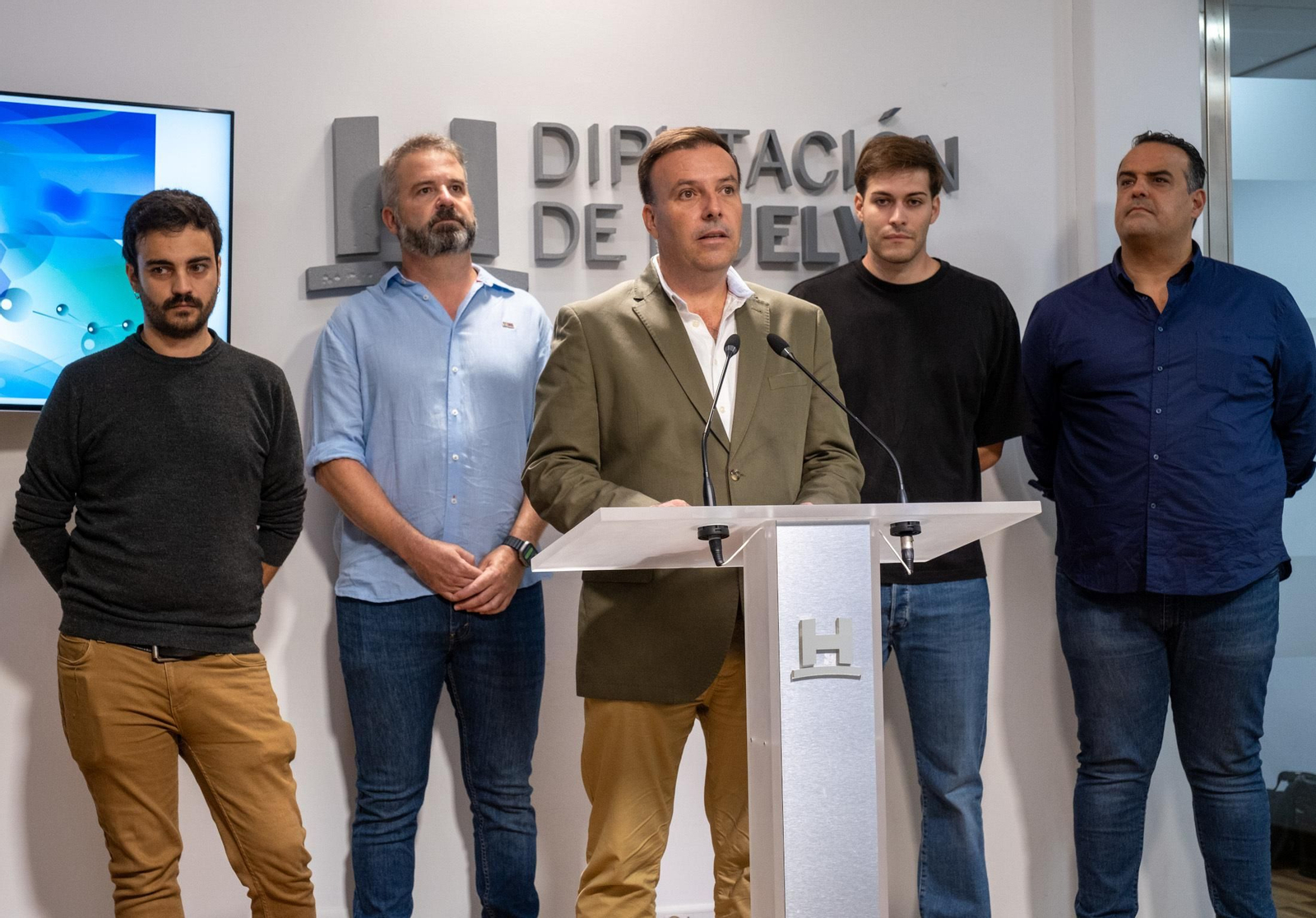 El diputado de Reto Demográfico, José Carlos Roda, en la rueda de prensa. El diputado de Reto Demográfico, José Carlos Roda, en la rueda de prensa.