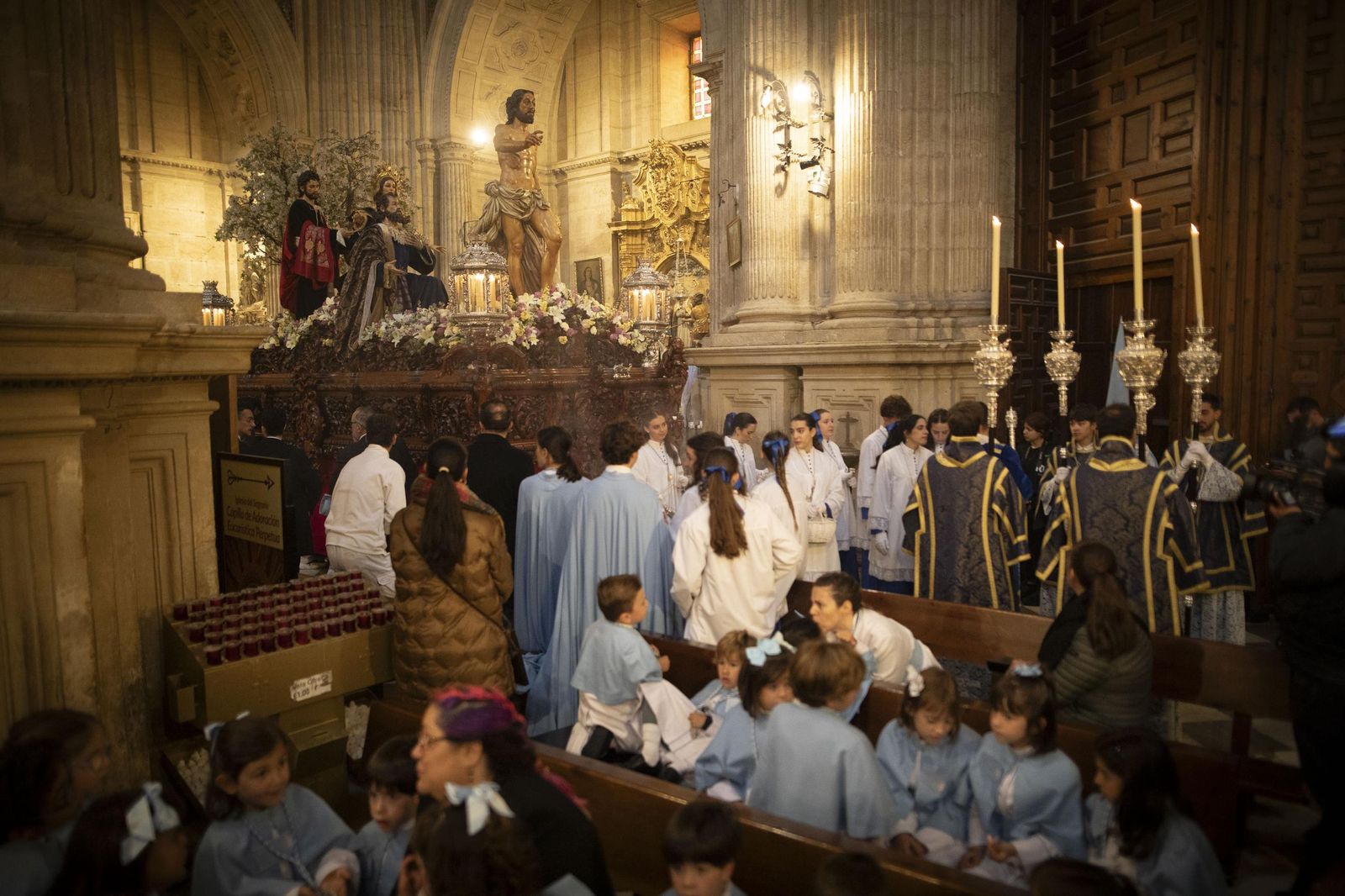 Las fotografías de la suspensión de la Estación de Penitencia de la Hermandad de Regina Mundi 2025