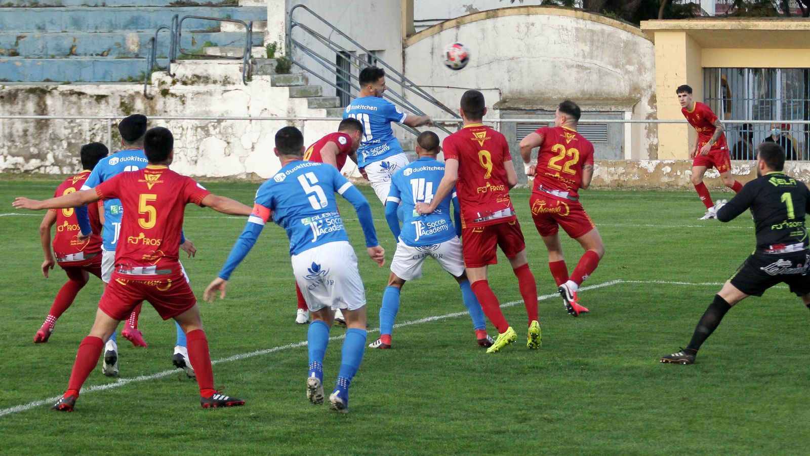 Imágenes del Xerez CD y Atco. Antoniano en La Juventud