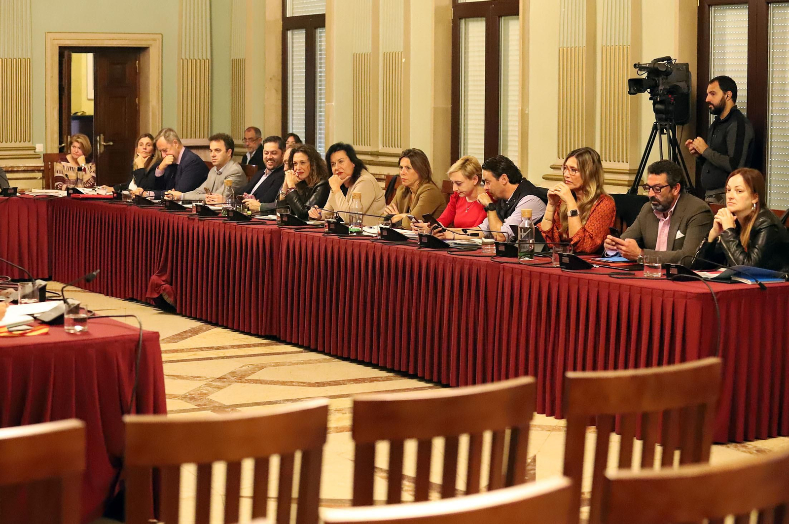Imágenes del pleno celebrado en el Ayuntamiento de Huelva