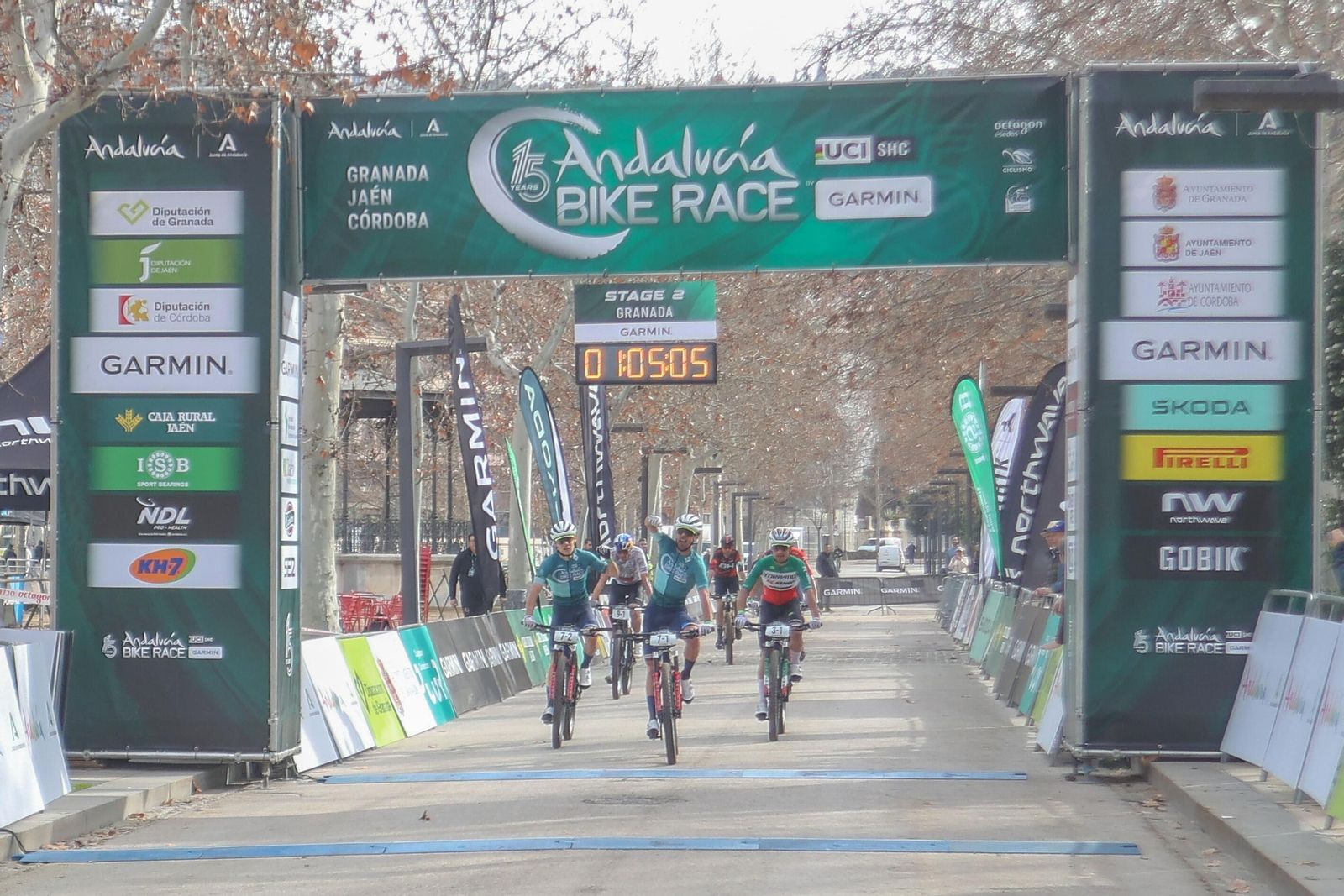 Las mejores imágenes de la segunda etapa de la Andalucía Bike Race