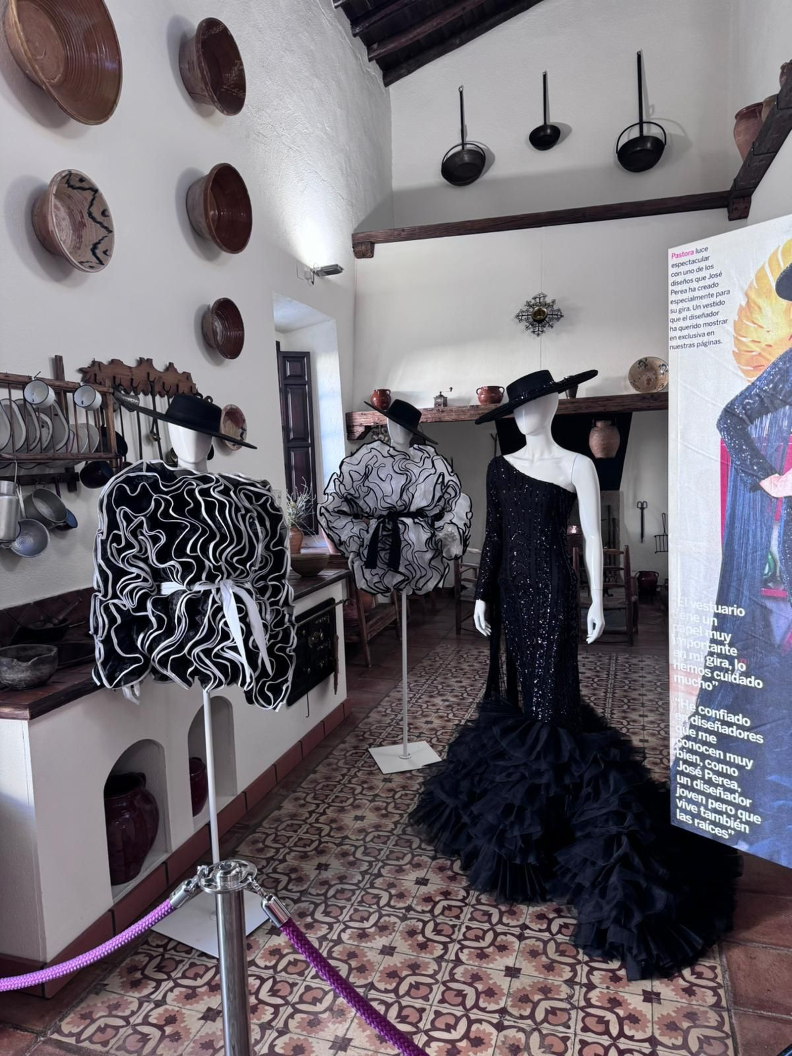 Las mejores fotos de la exposición del diseñador José Perea en Hinojosa del Duque