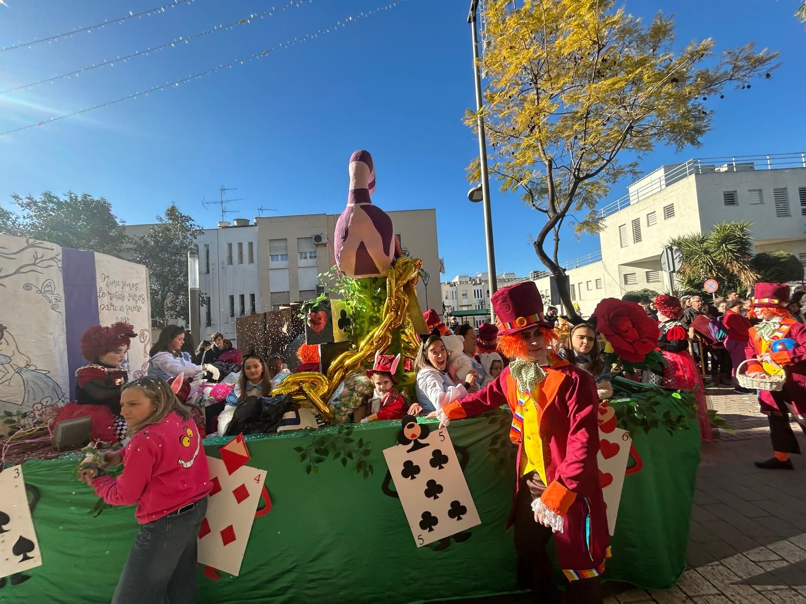 Una de las carrozas de la Cabalgata de Reyes Magos de Baena.