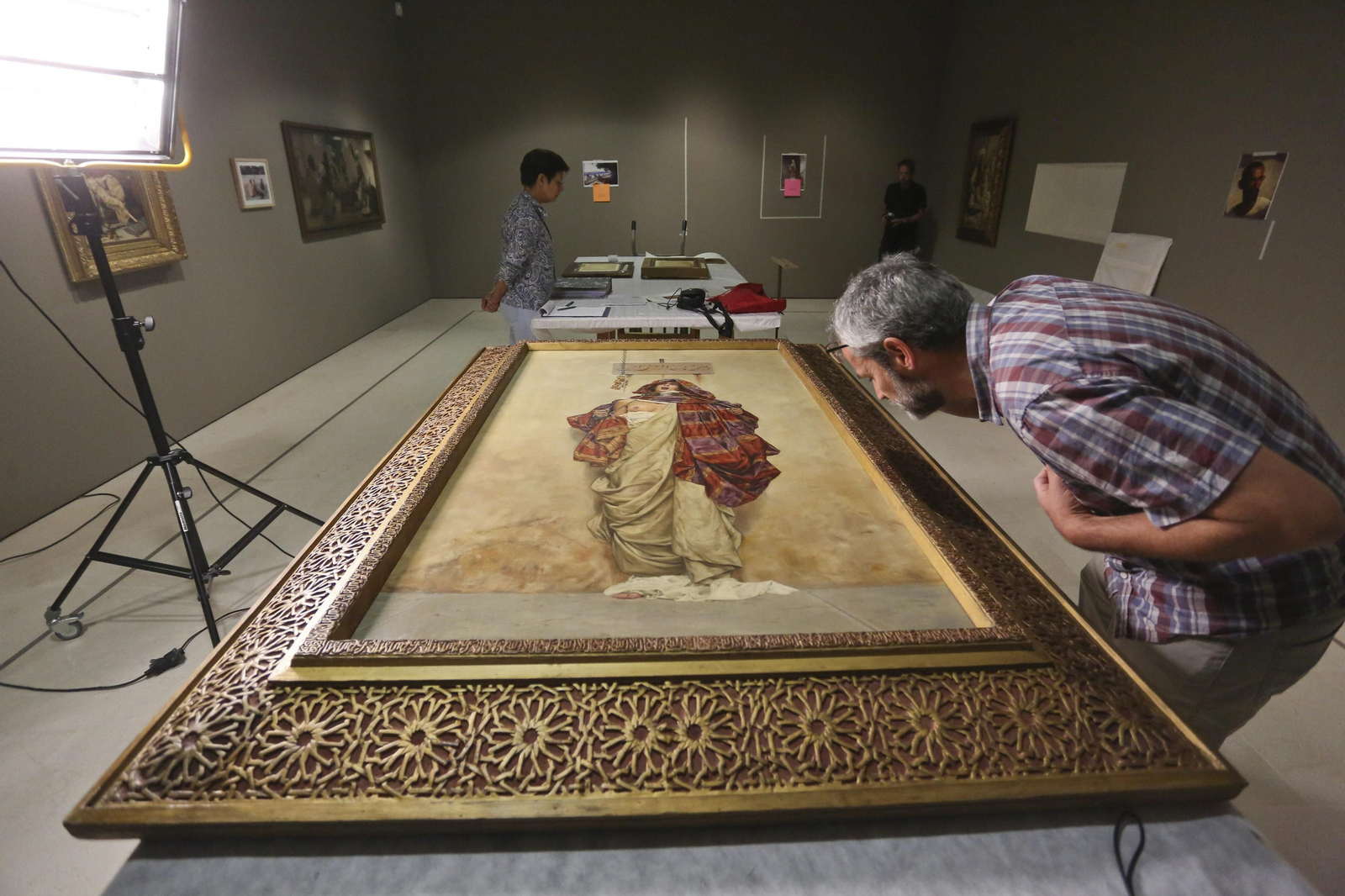Fotos del montaje de la nueva exposición del Museo Carmen Thyssen