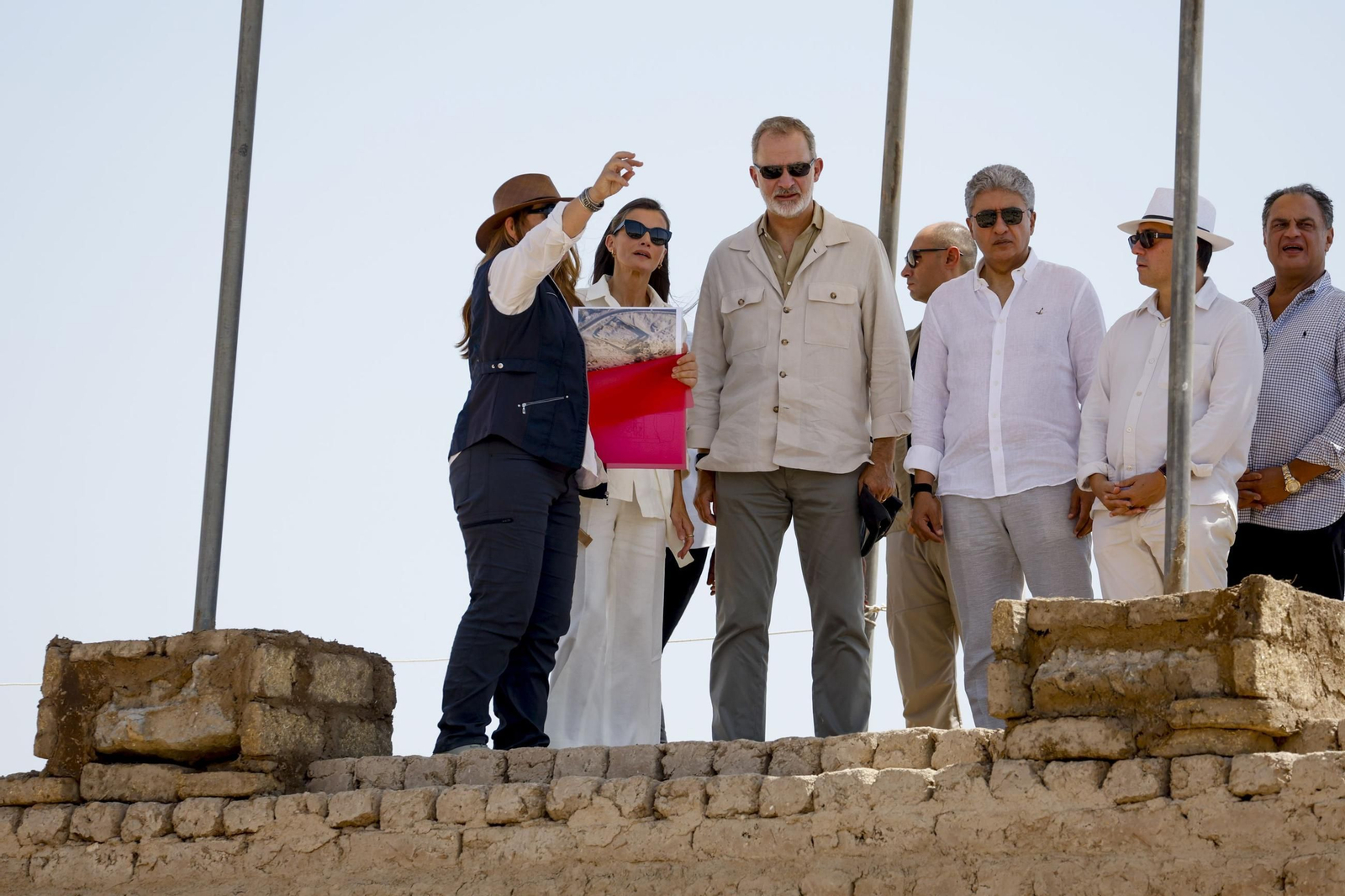Las fotos de la visita de don Felipe y doña Letizia al Valle de los Reyes de Egipto, en Luxor