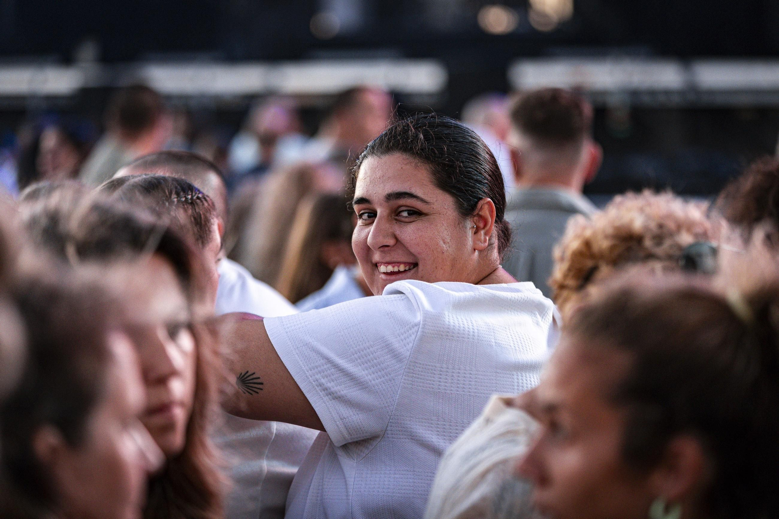 Búscate en las imágenes del concierto de India Martínez en San Fernando