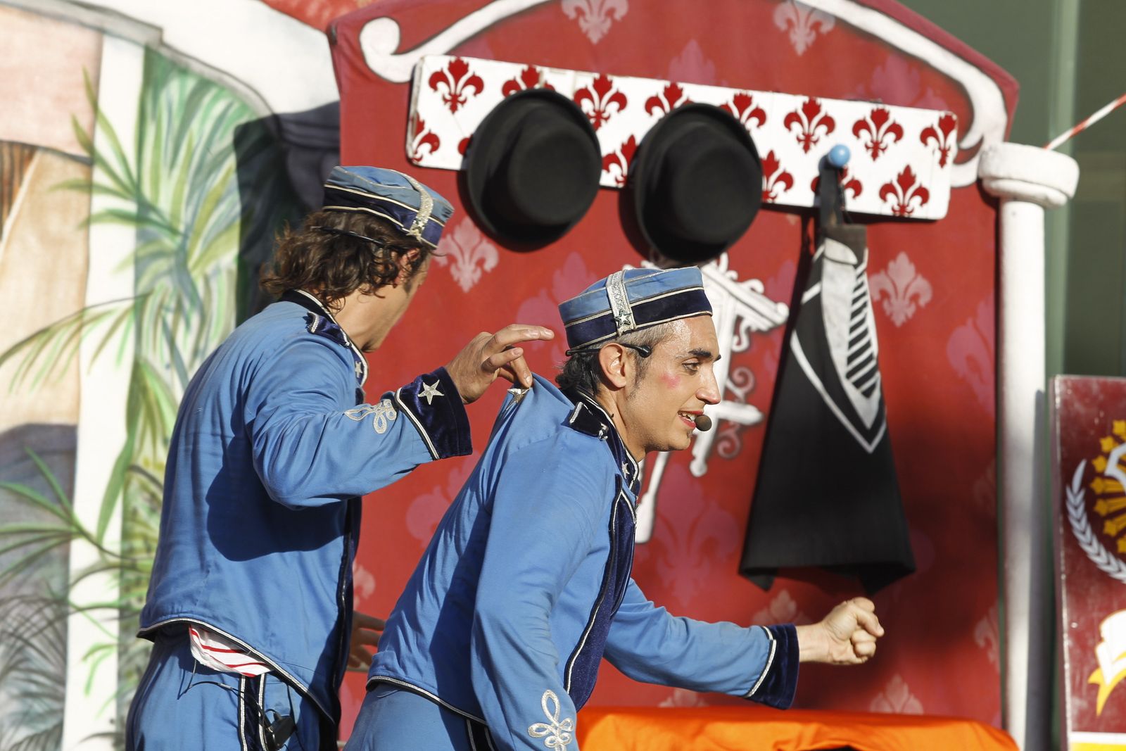 Fotogalería Festival de Teatro de El Ejido. Obra "A Su Servicio". Las Norias