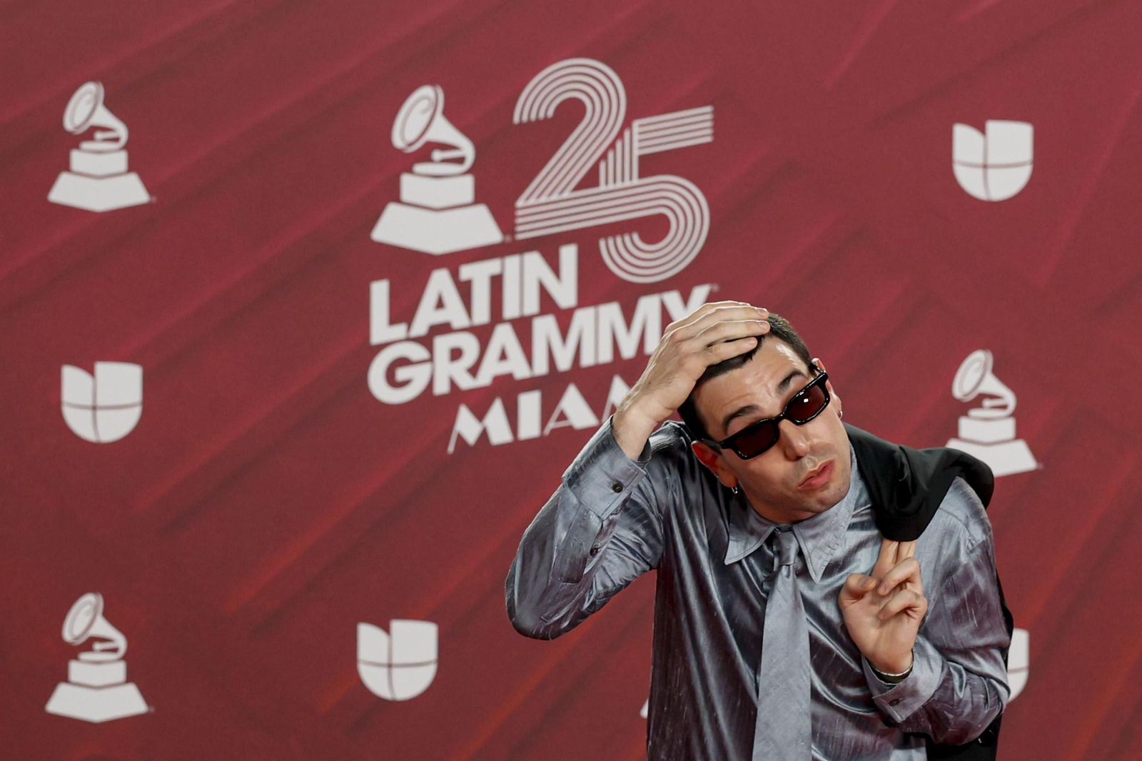 Todos los famosos, tendencias y curiosidades en la alfombra roja de la 25 edición de los Grammy Latinos