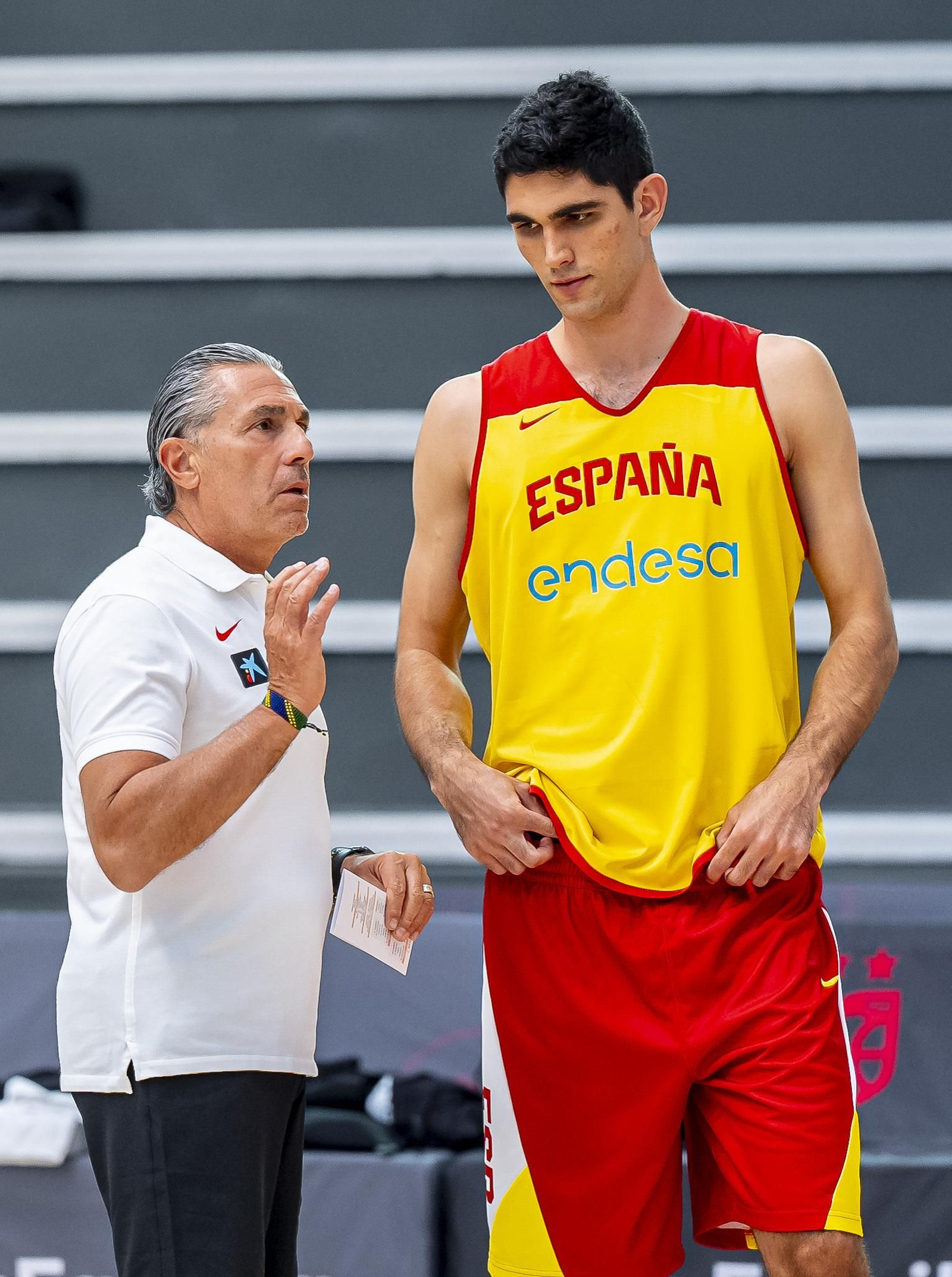 España vuelve a trabajar en Madrid con Alberto Díaz y Yankuba Sima España vuelve a trabajar en Madrid con Alberto Díaz y Yankuba Sima