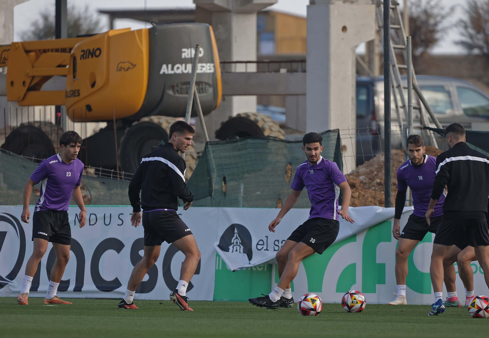 La vuelta a los entrenamientos de la Balona después del descanso de Navidad, en imágenes
