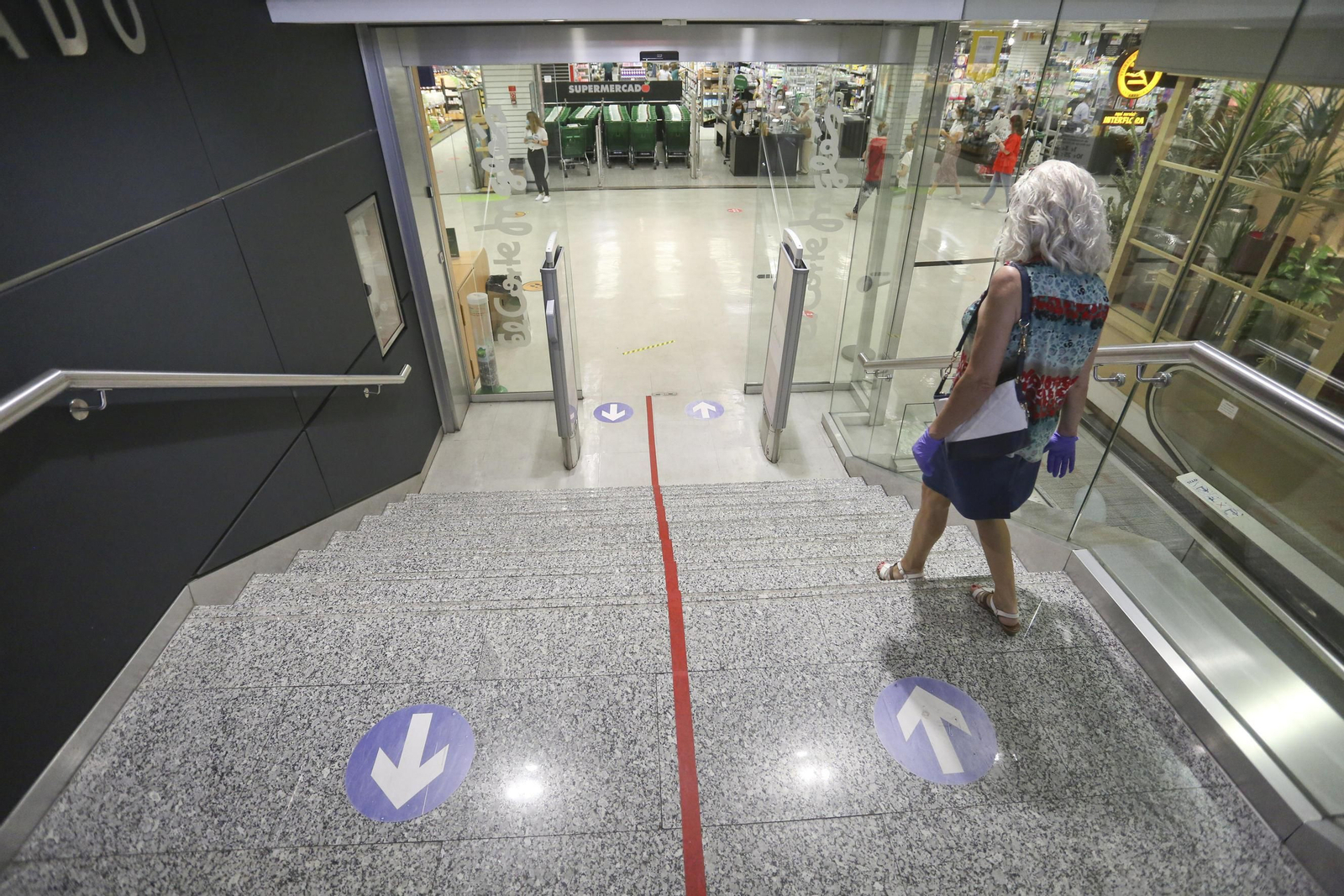 El Corte Inglés de Málaga se prepara para su apertura el lunes, en la fase 2 de la desescalada