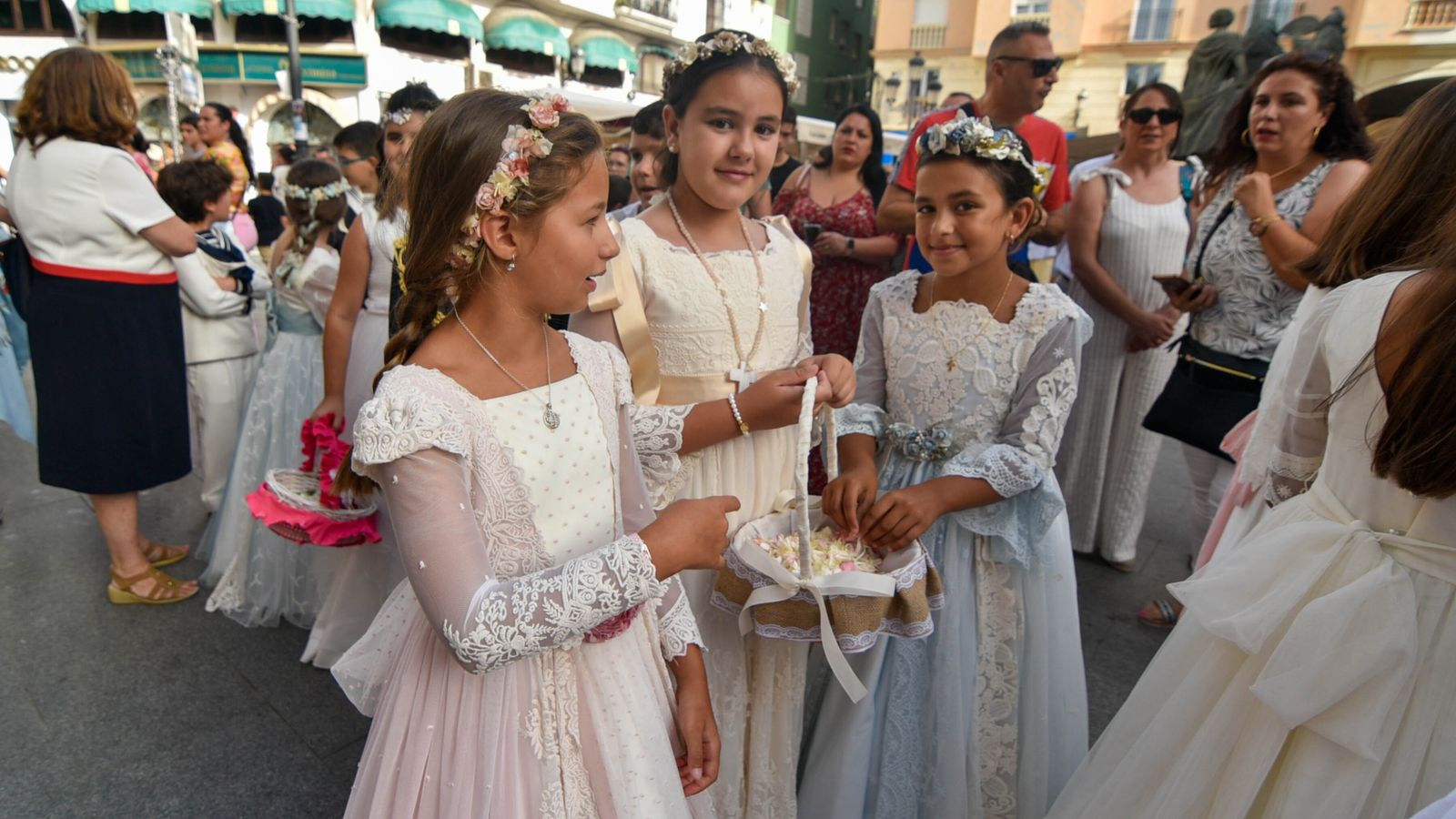 Las fotos de la procesión del Corpus Christi en La Línea