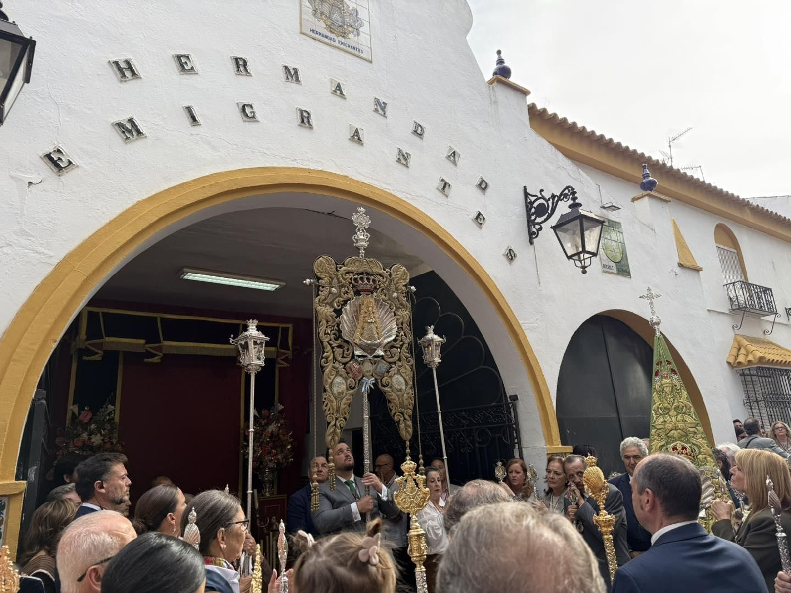 Las mejores imágenes de la peregrinación extraordinaria de Emigrantes a la aldea de El Rocío