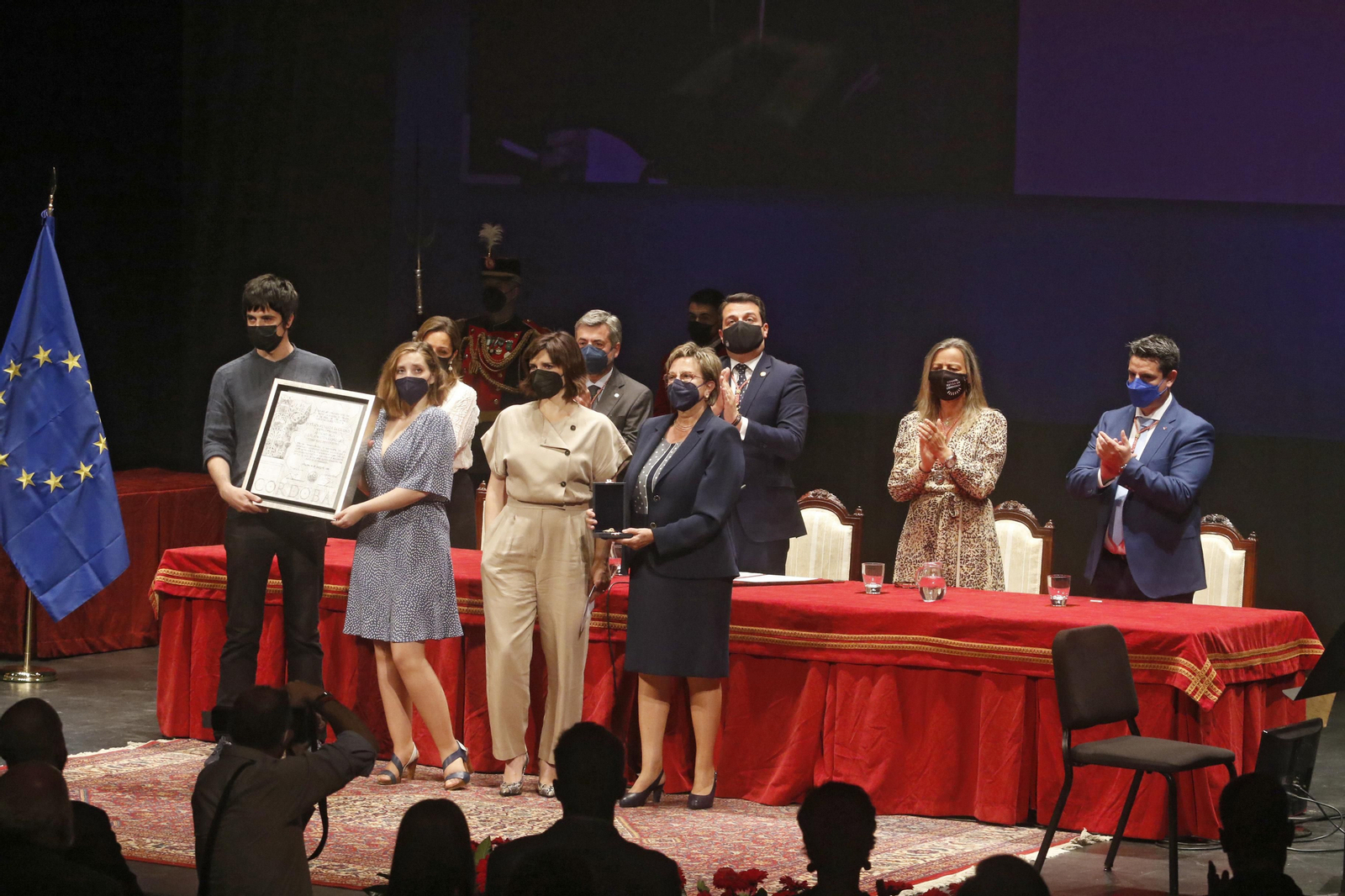 El acto de entrega del título de Hijo Adoptivo de Córdoba a Julio Anguita, en fotografías