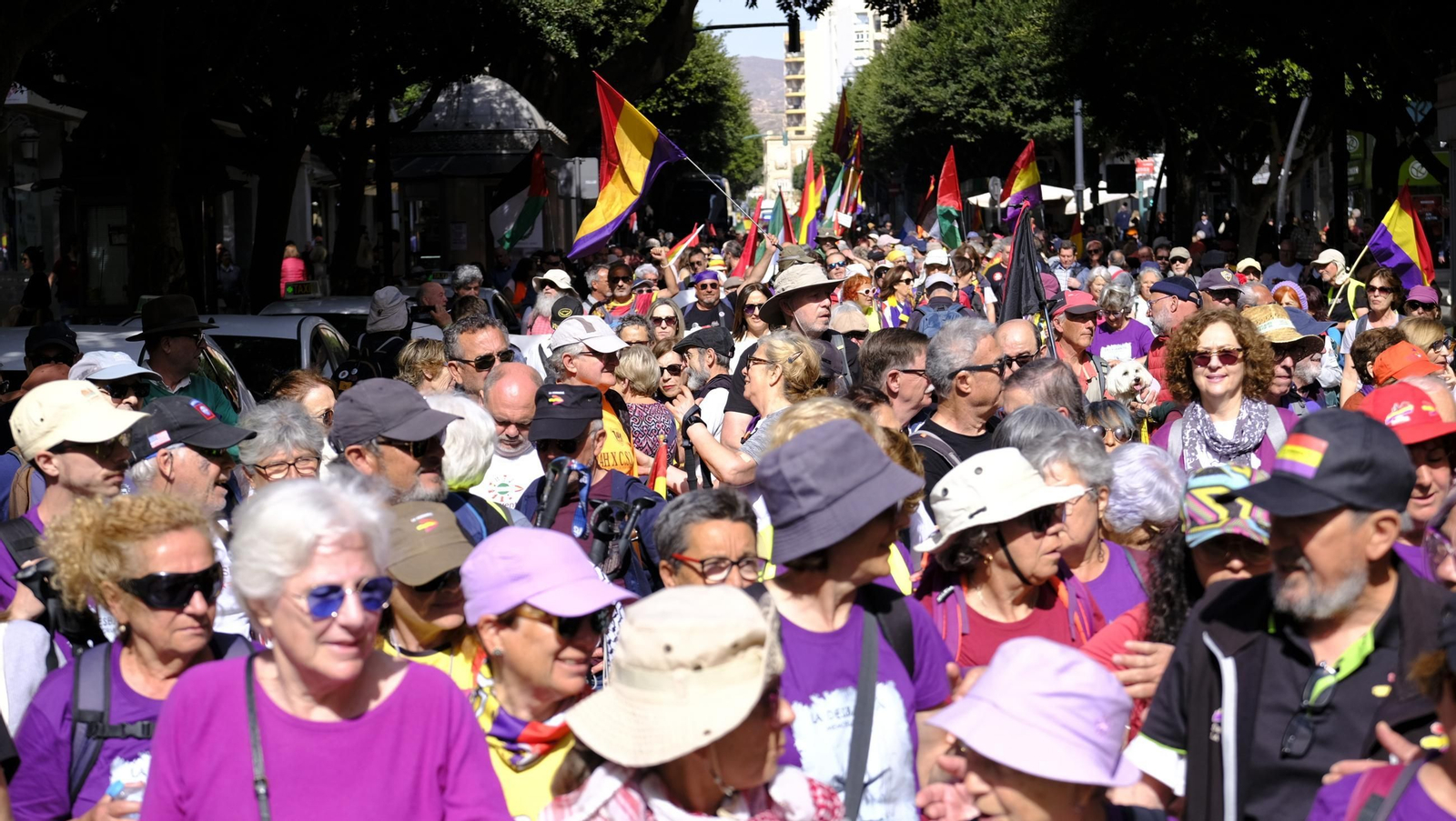 La Marcha de la Desbandá, en imágenes