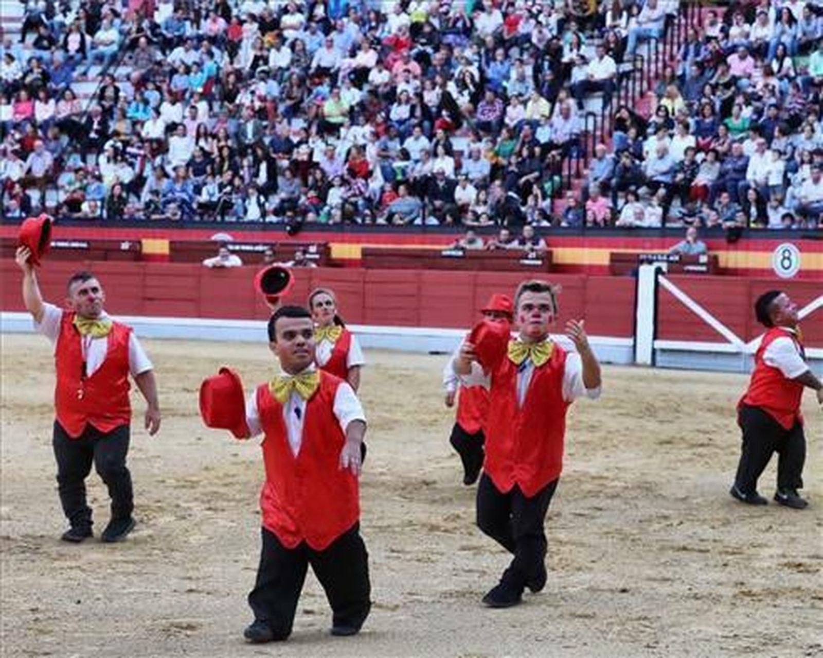 La imagen de una charlotada