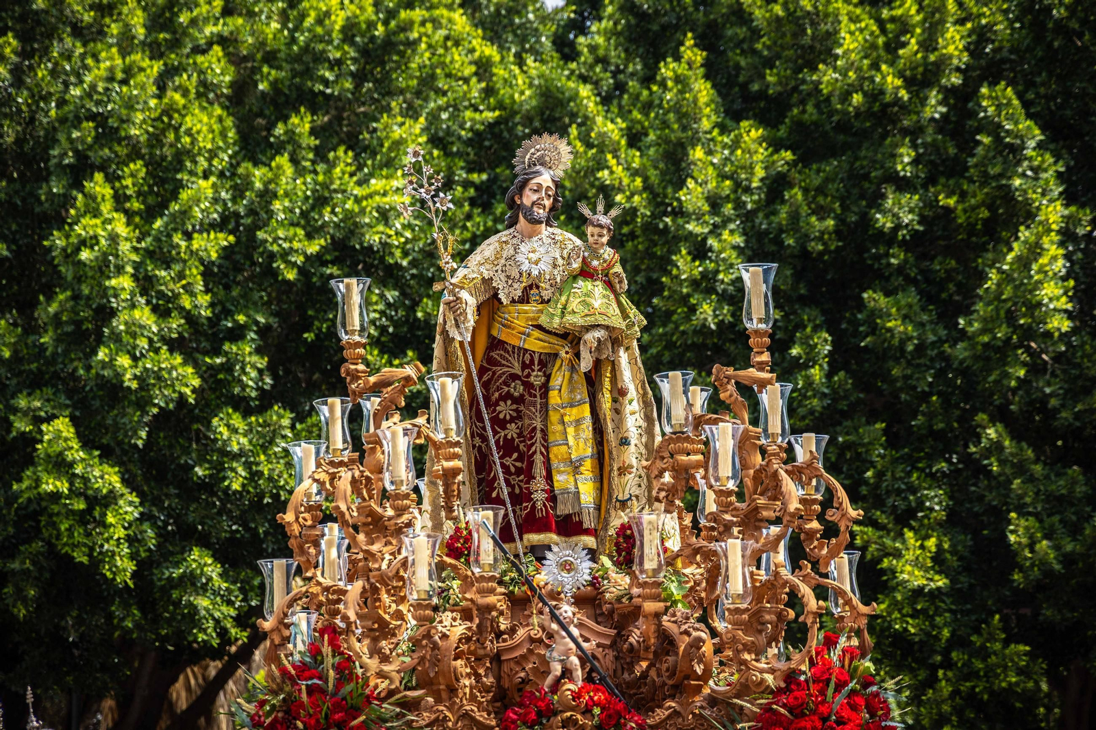 Las imágenes de la procesión extraordinaria del Patrón San José en San Fernando