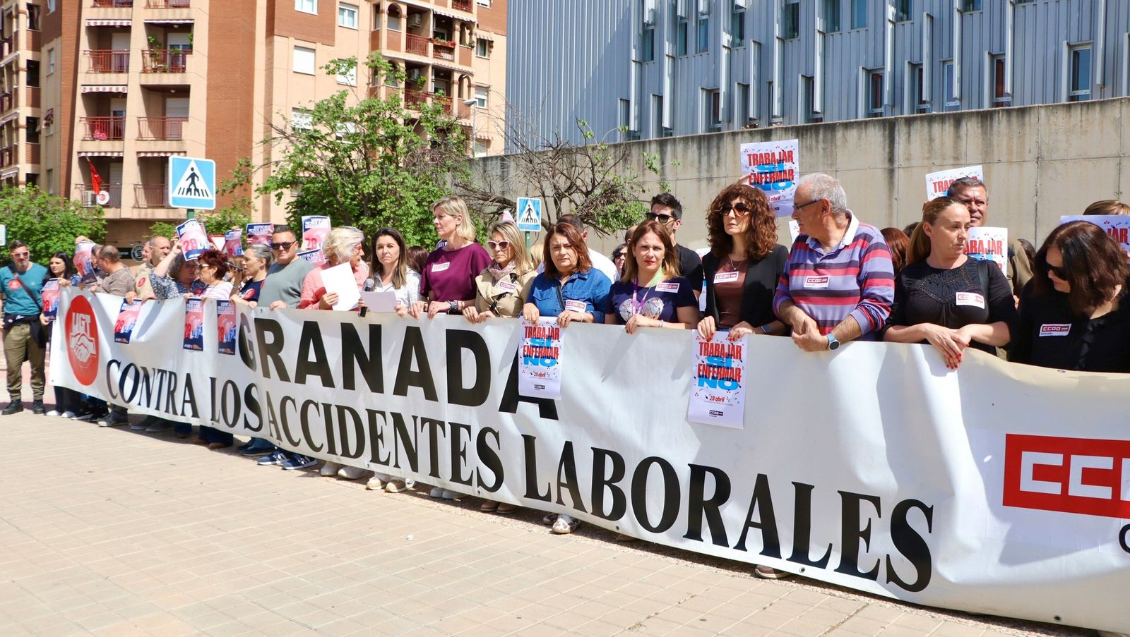 CCOO y UGT presentan en Granada un decálogo de medidas contra la ...