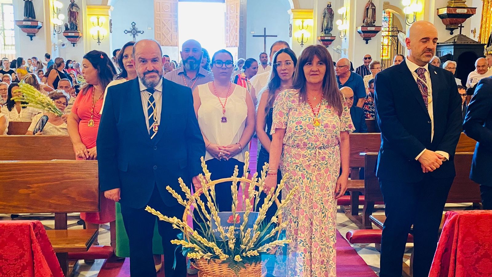 Ofrenda floral por el Cristo de la Luz.