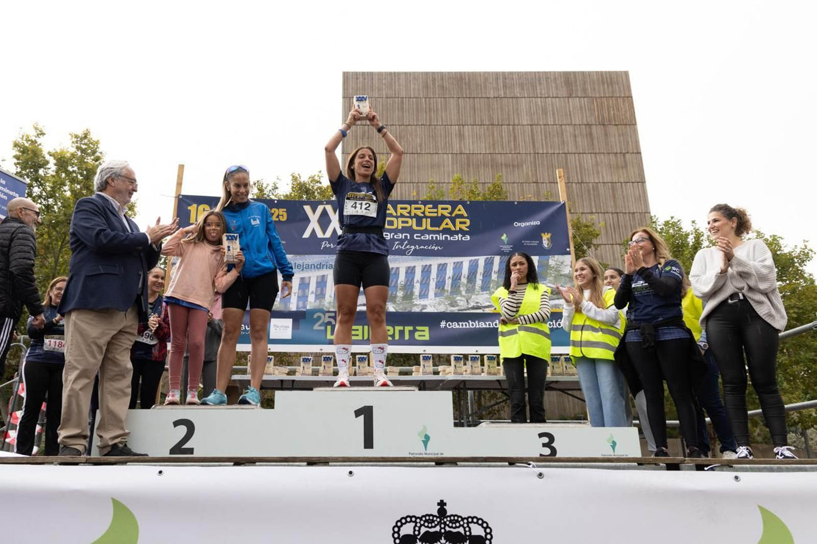 Atletismo por la paz y la integración en la XXV Carrera y Caminata del IES Santa Catalina de Alejandría (II)