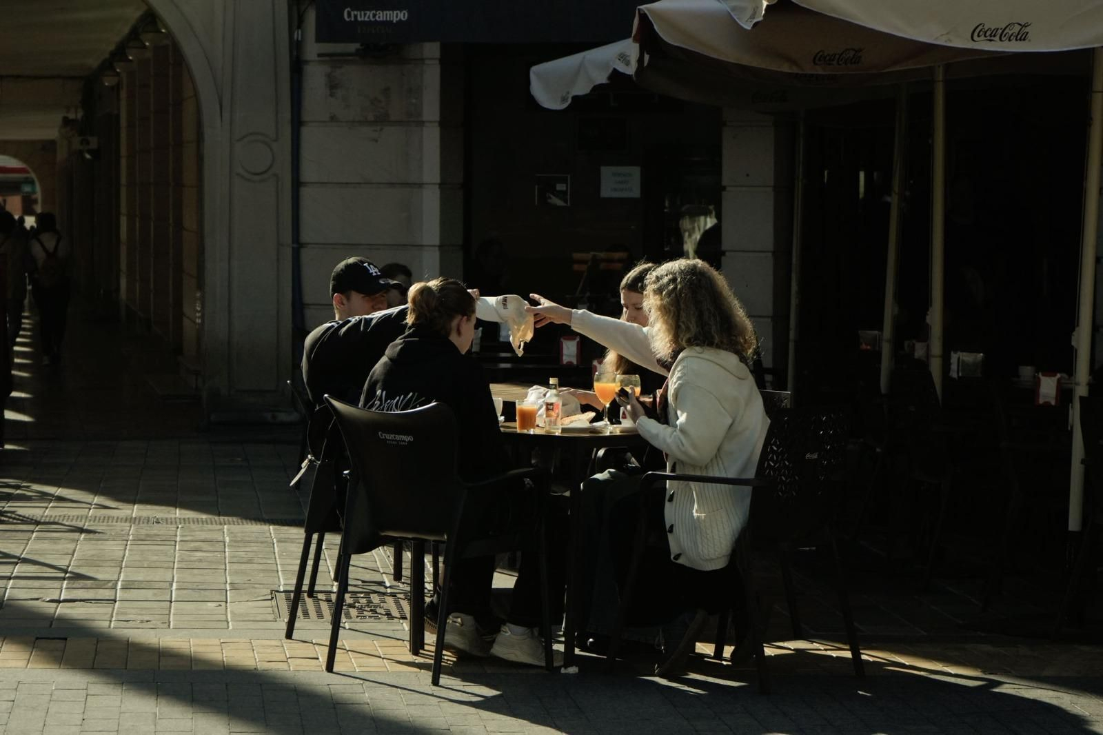 Imágenes del lunes 14 de abril en Huelva
