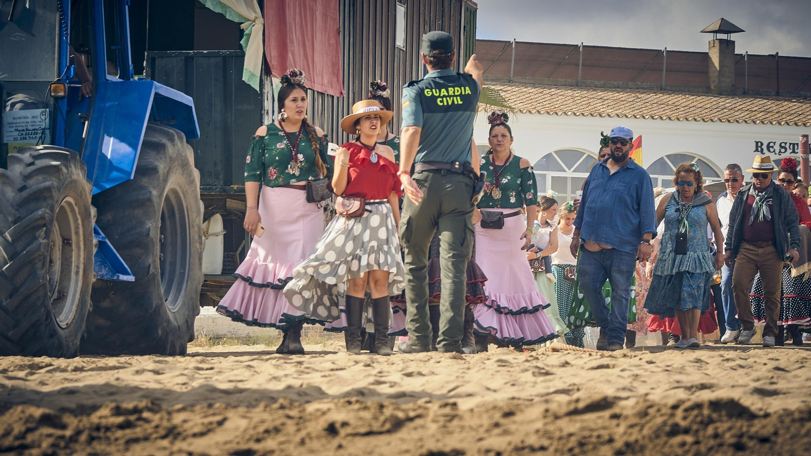 El embarque de las hermandes rocieras de Cádiz en Bajo de Guía