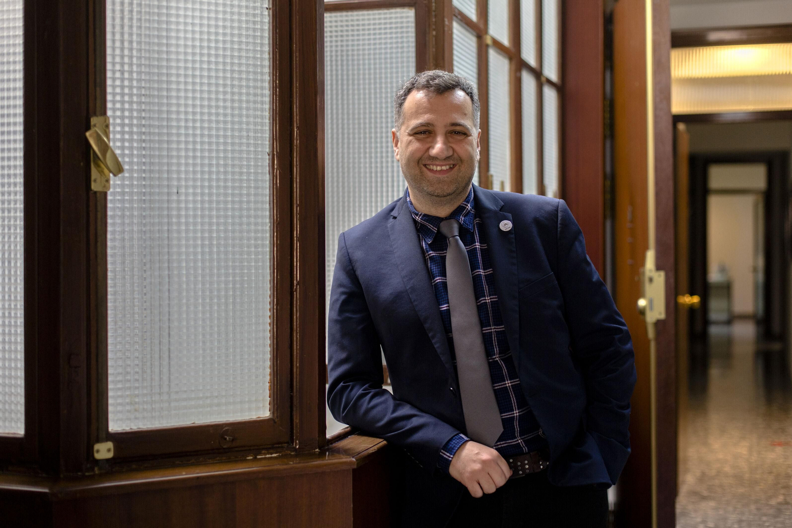 Yván Pozuelo posa en la sede del Ateneo el pasado viernes.