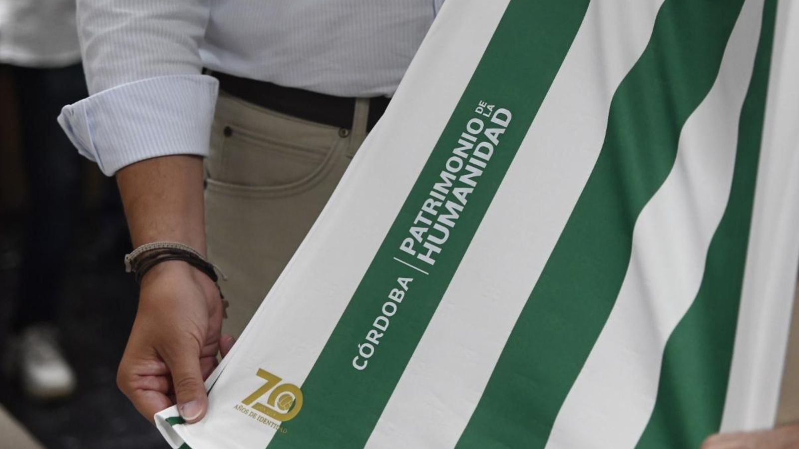 Así luce la publicidad del Ayuntamiento de Córdoba en la camiseta del Córdoba CF.