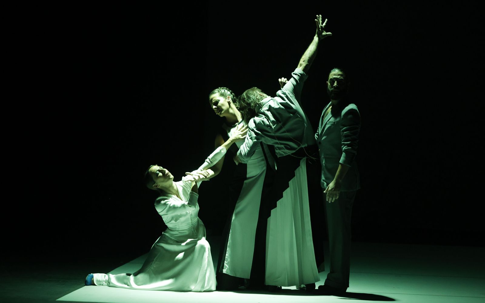 Las imágenes del espectáculo de Ana Morales en la Bienal