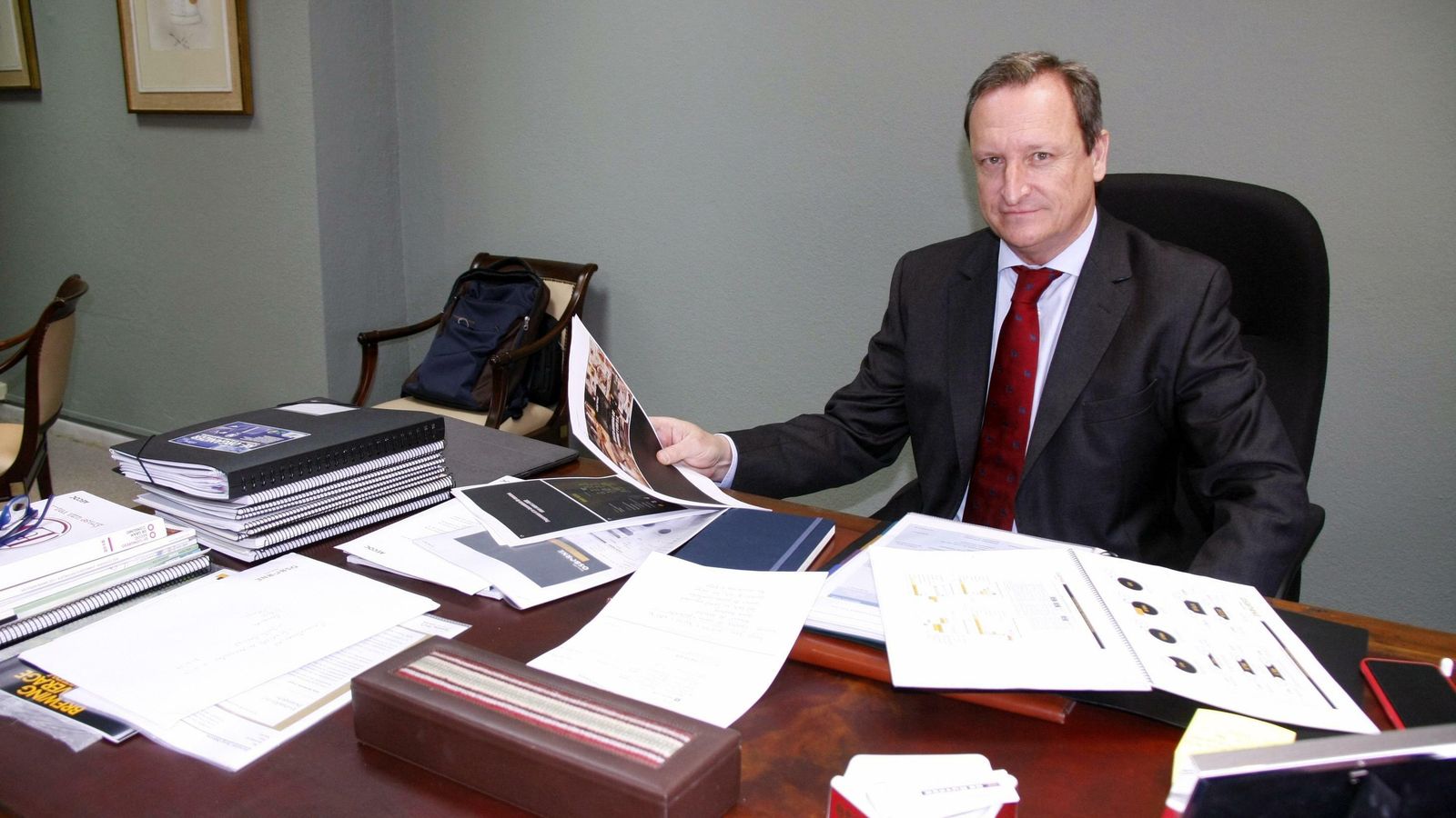 Fernando Terry en su despacho.