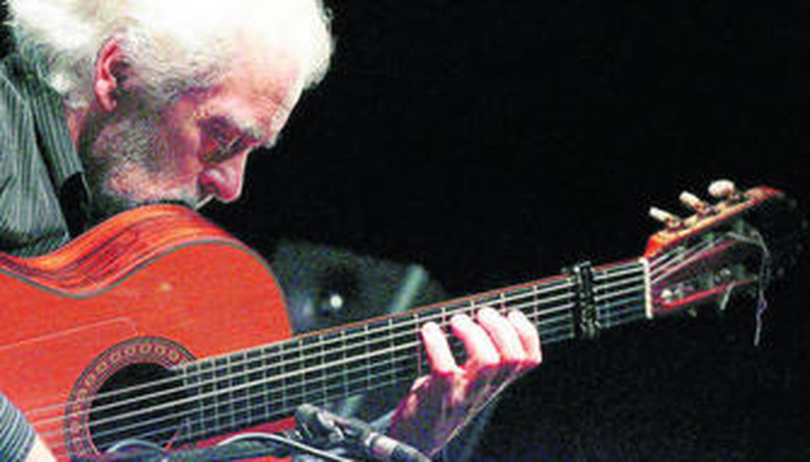 Manolo Sanlúcar, durante su actuación en el Festival de Jerez de 2008