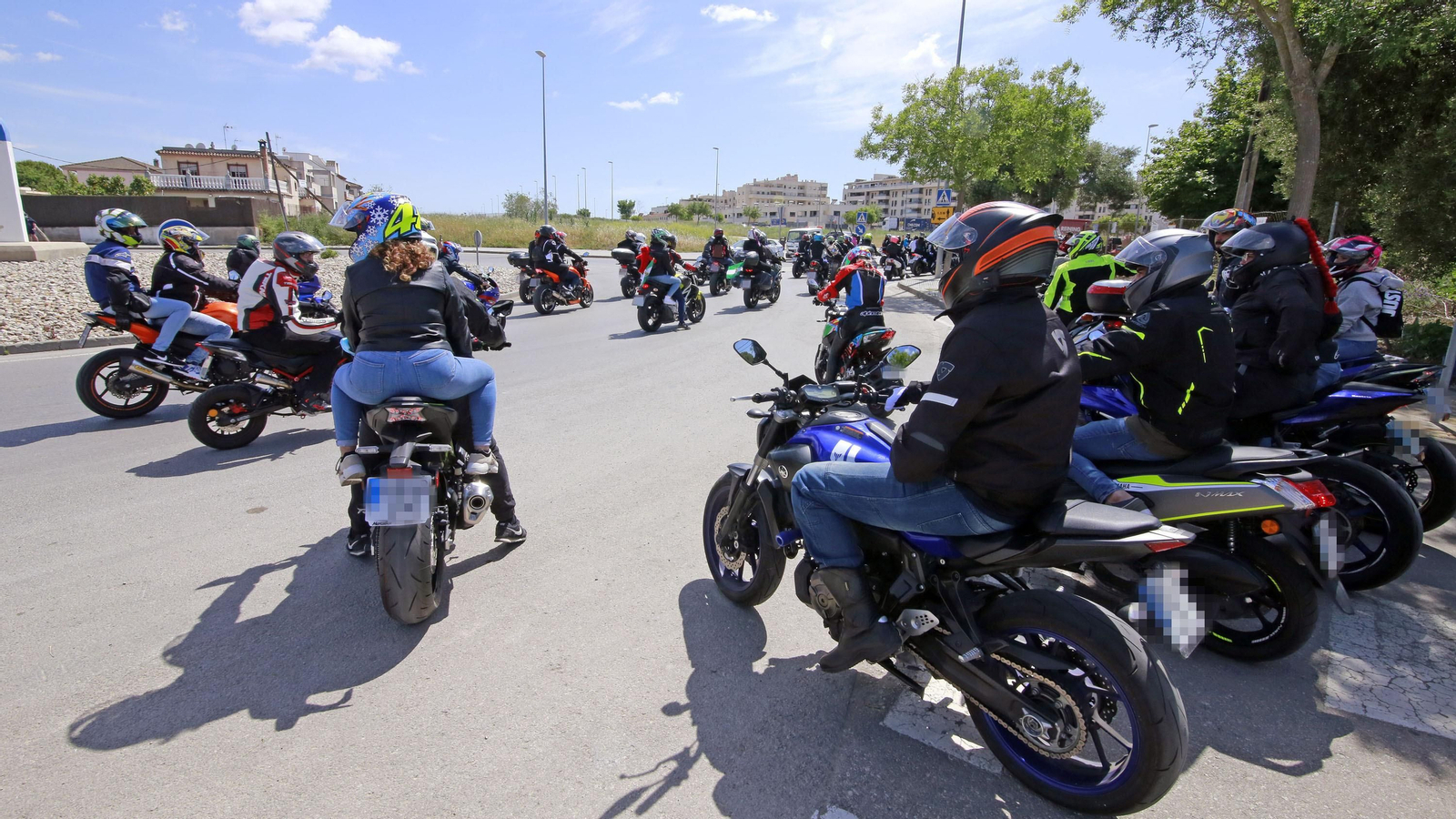 Imágenes del ambiente motero en Jerez