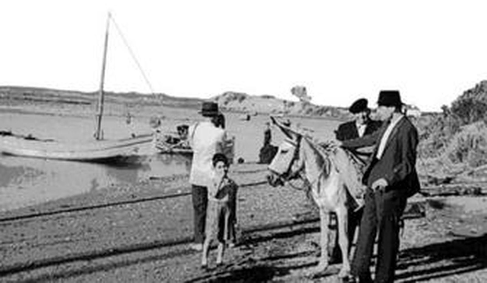 Los mayores de Cartaya están recordando la actividad que se desarrolló en la zona de La Ribera.