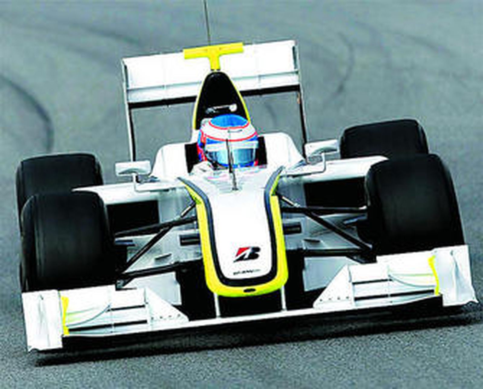 Button, al volante del Brawn GP en el estreno de la escudería.
