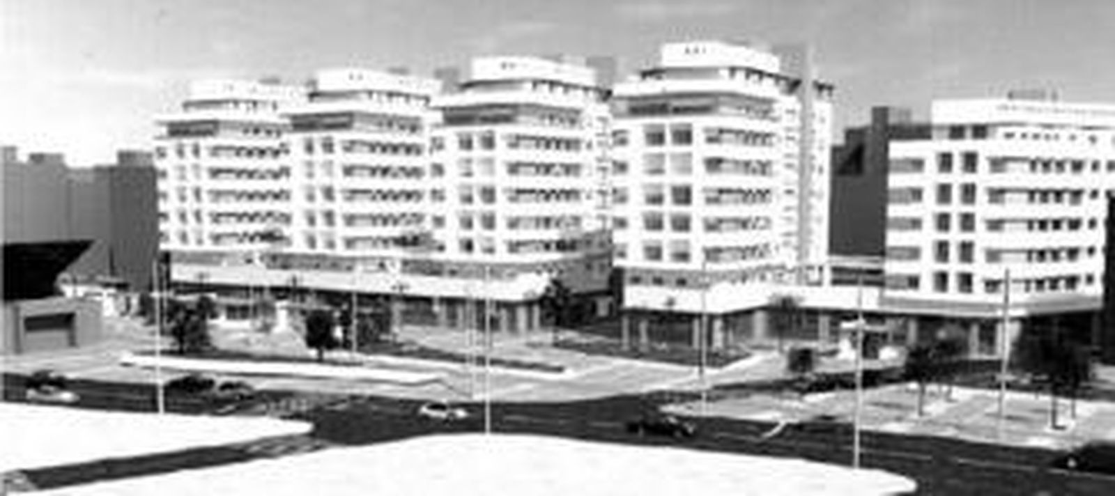 Recreación de la fachada principal del conjunto residencial. La estación de Cercanías de Renfe se encuentra a escasos metros de las nuevas viviendas